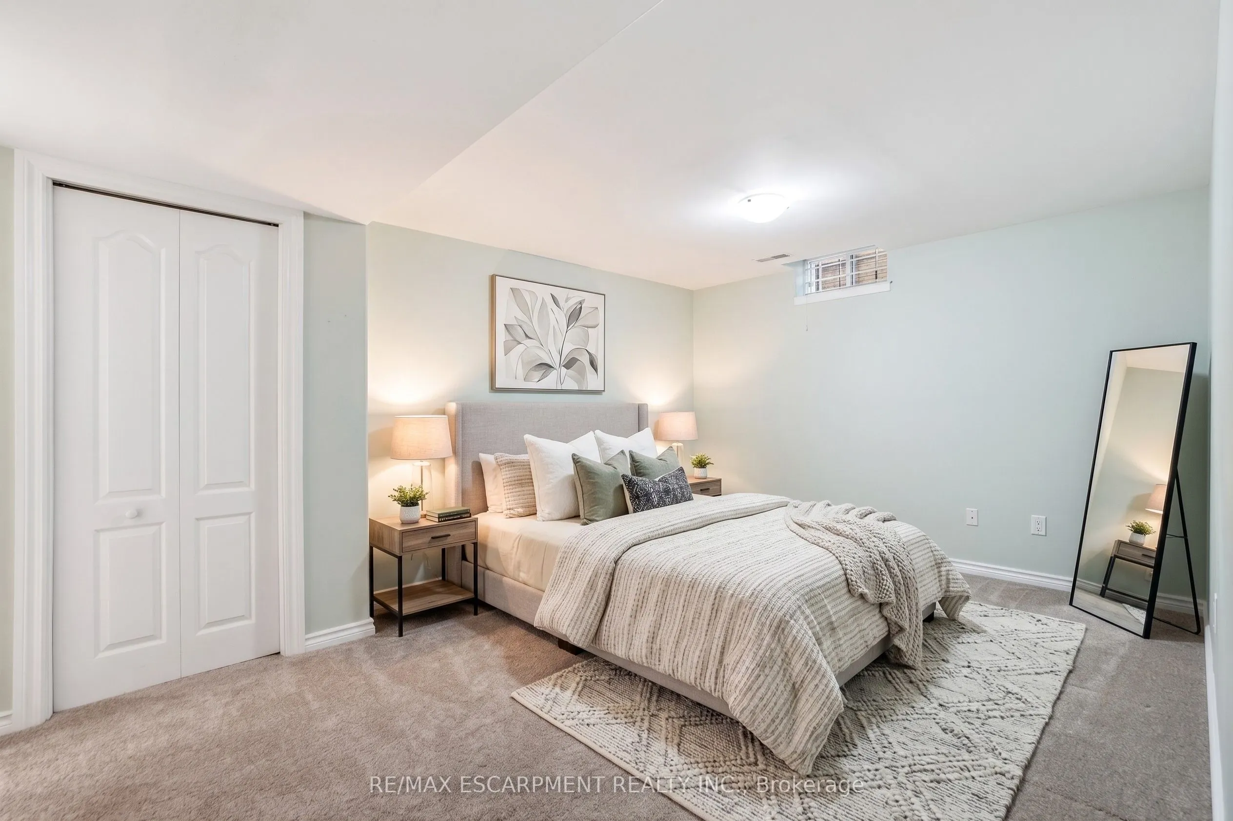 212 Stonehenge Drive #41