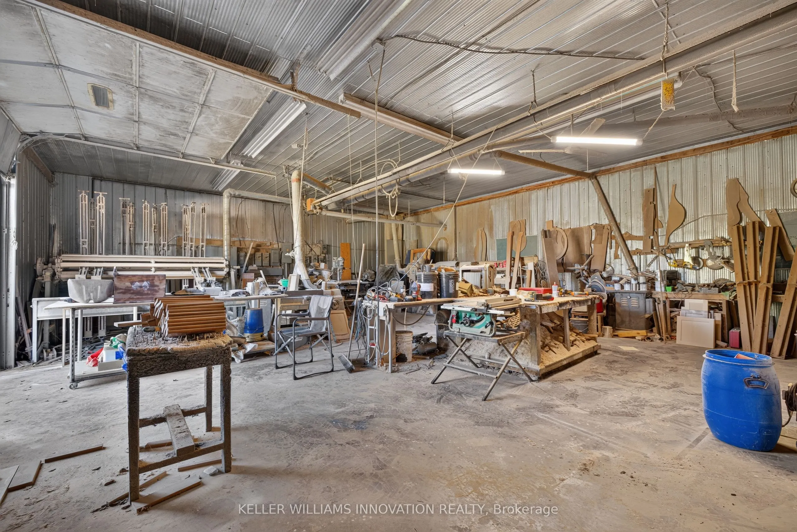 5066 Wellington 32 Road