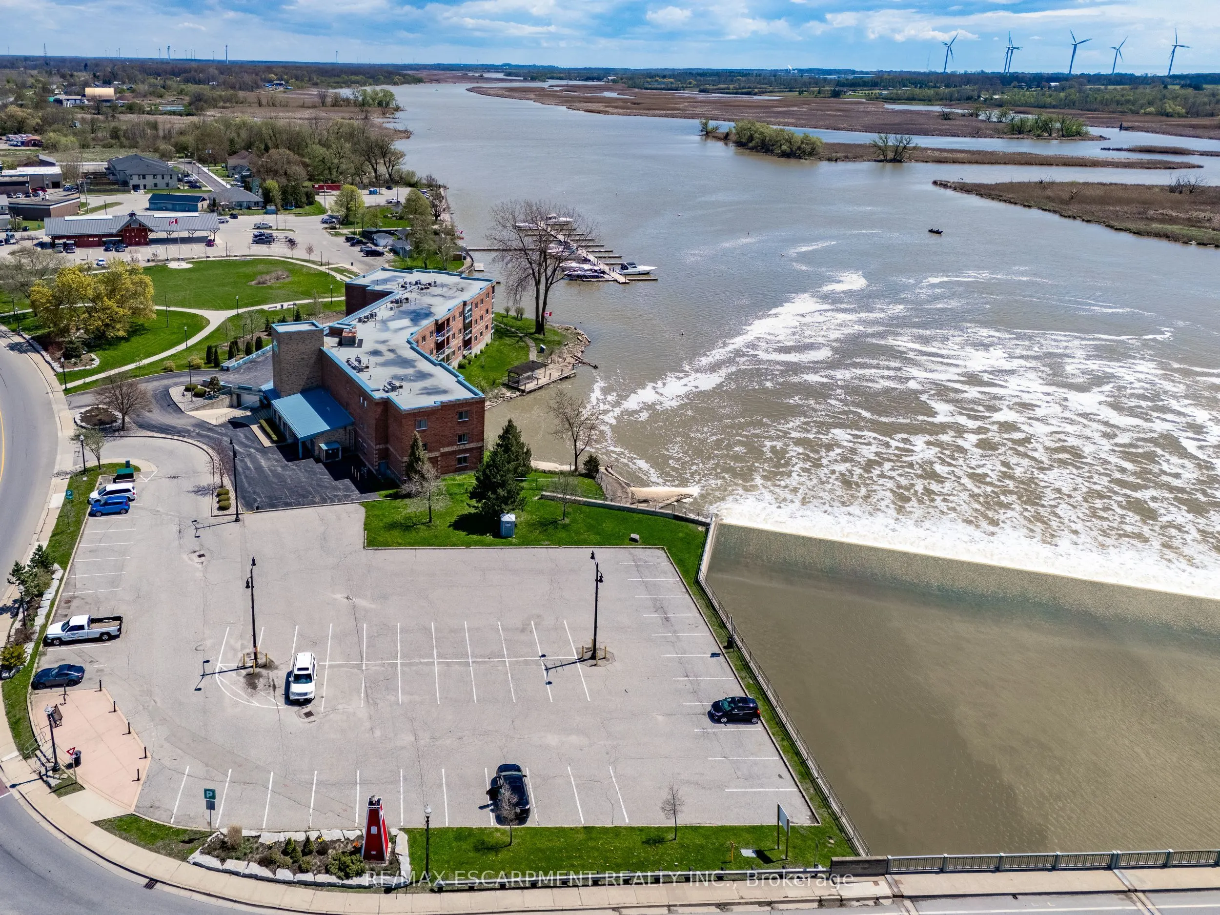 210 Main Street E #309