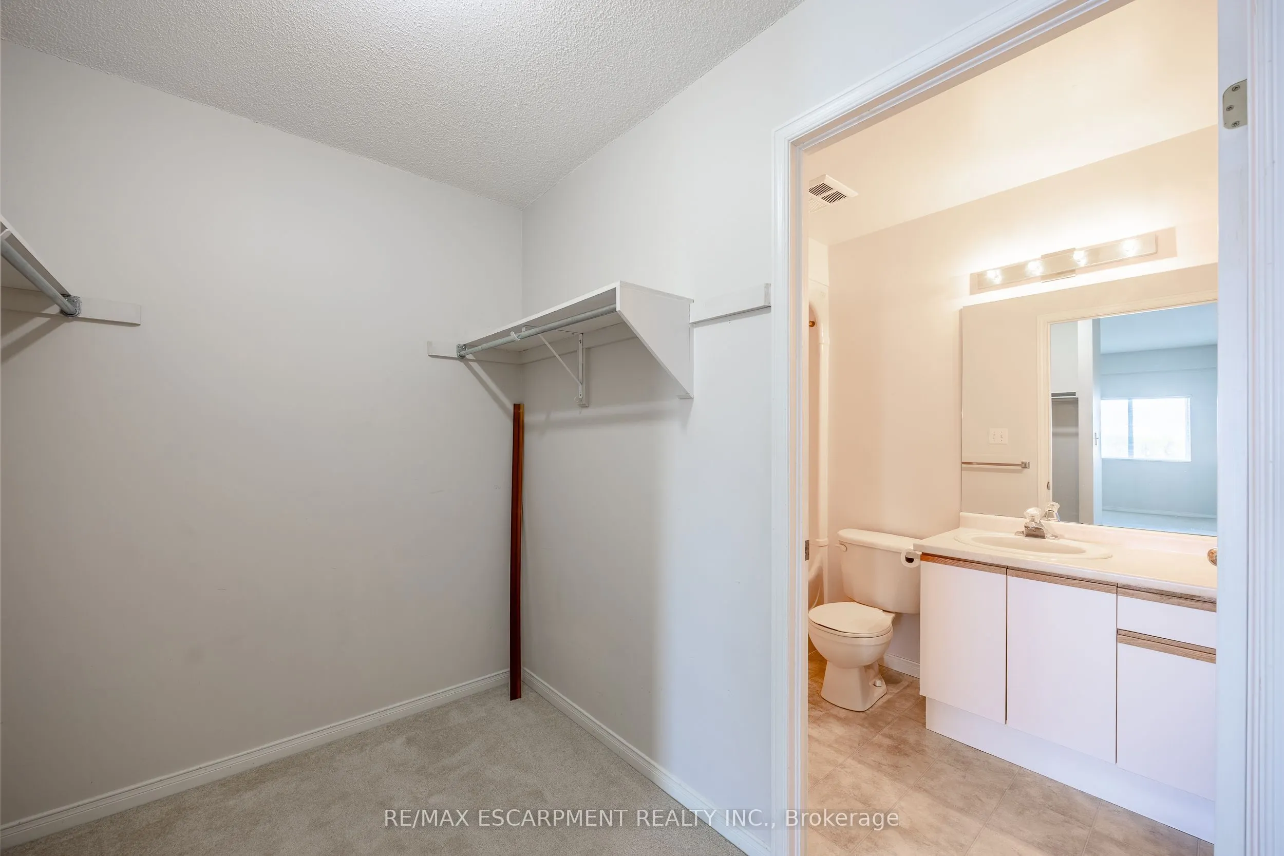 210 Main Street E #309