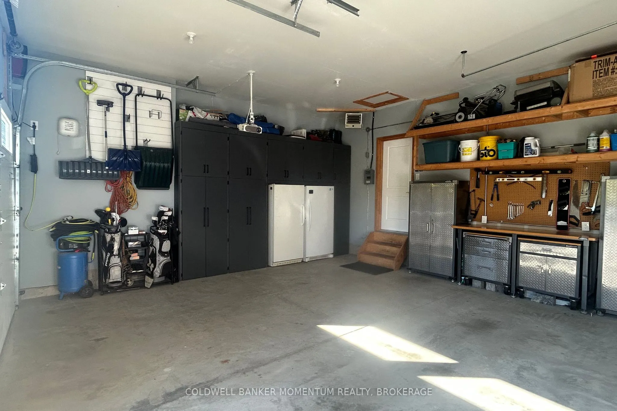 3198 Thunder Bay Road