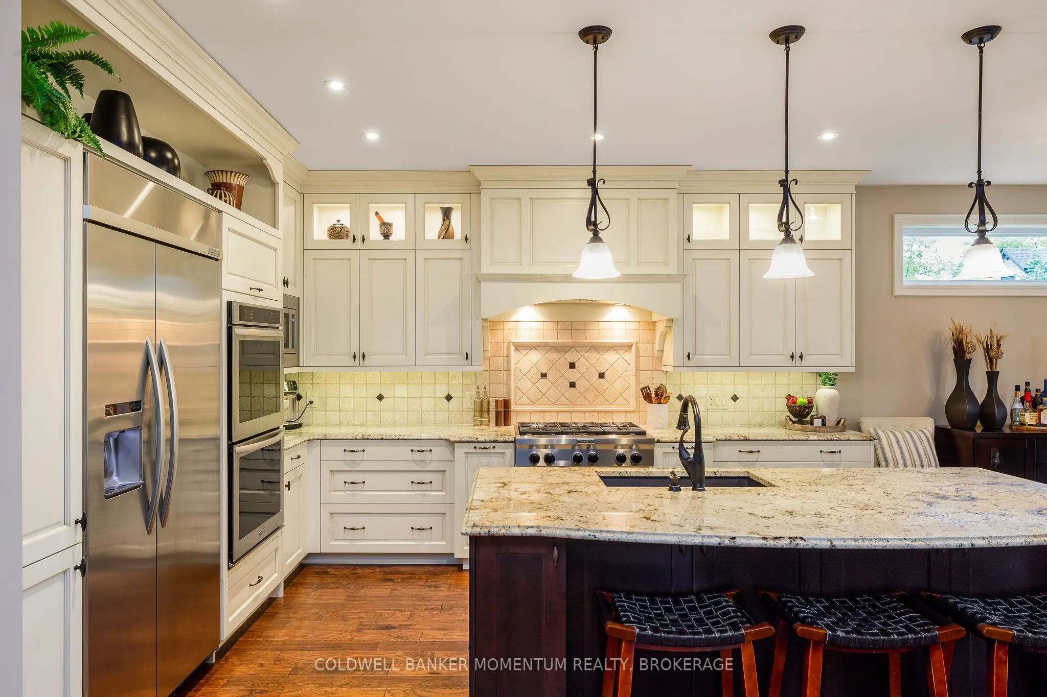 3198 Thunder Bay Road