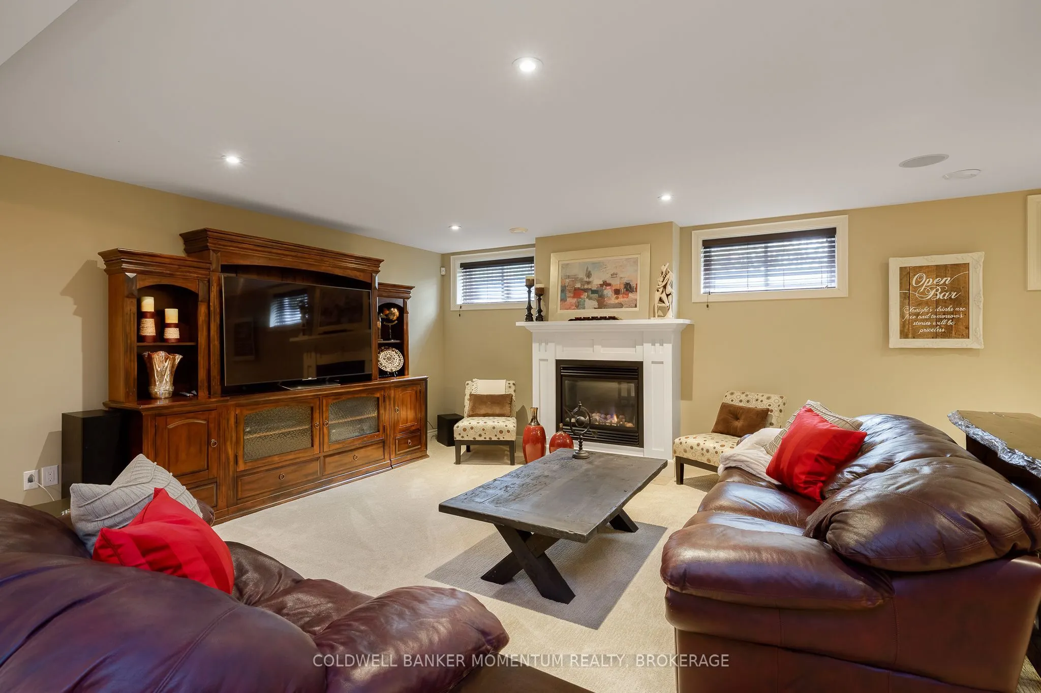 3198 Thunder Bay Road