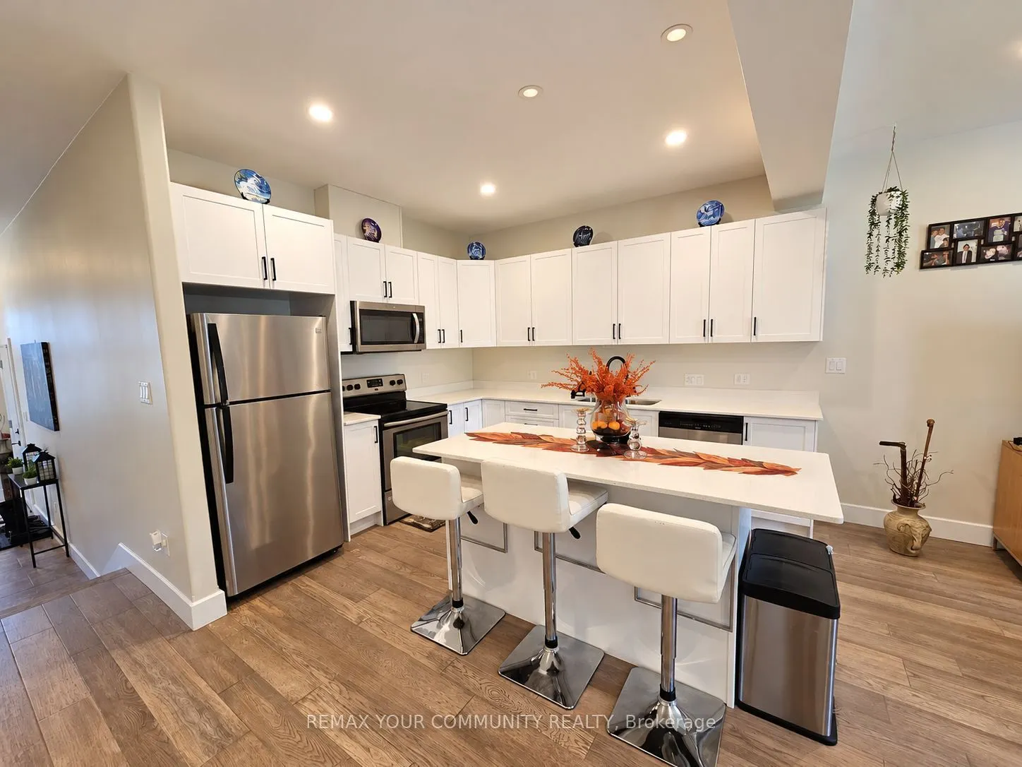 28 Dusenbury Drive