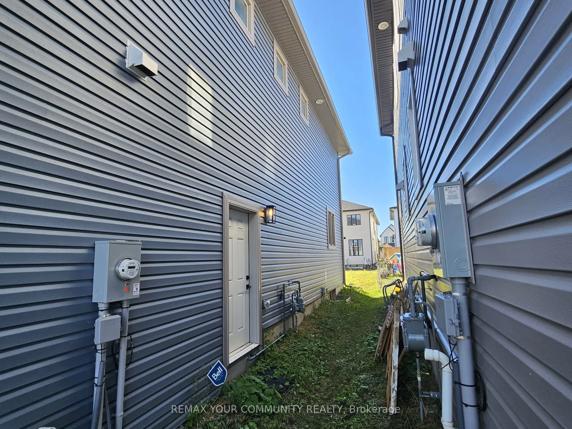 28 Dusenbury Drive