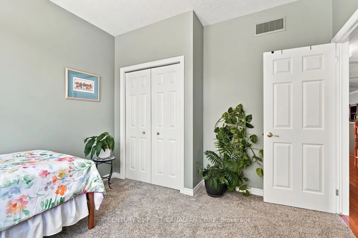 665 Commissioners Road W #3