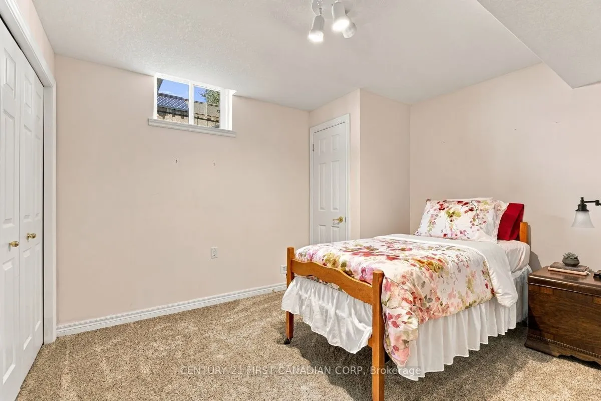665 Commissioners Road W #3
