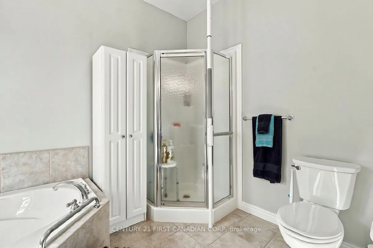 665 Commissioners Road W #3