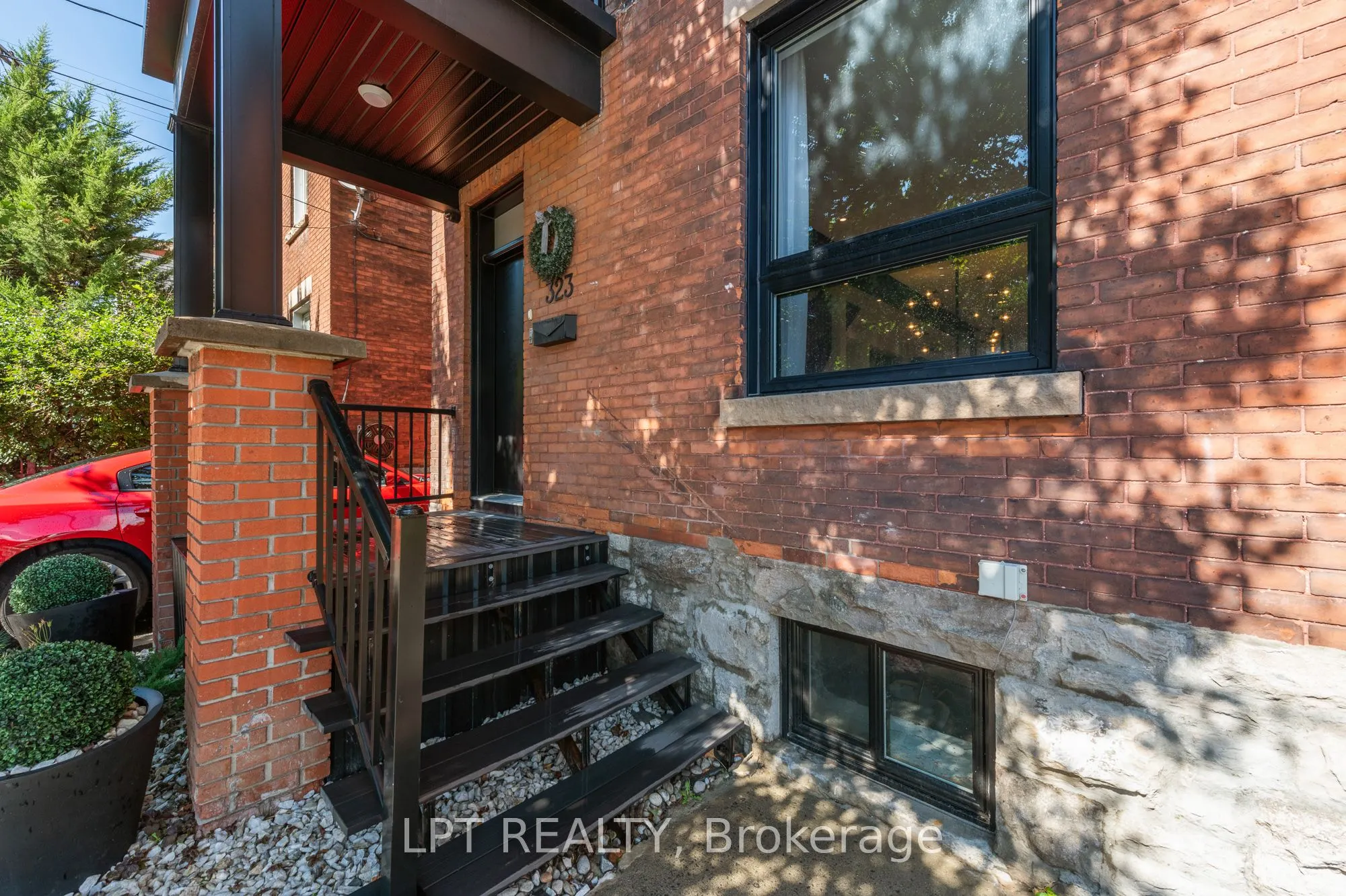 323 Booth Street