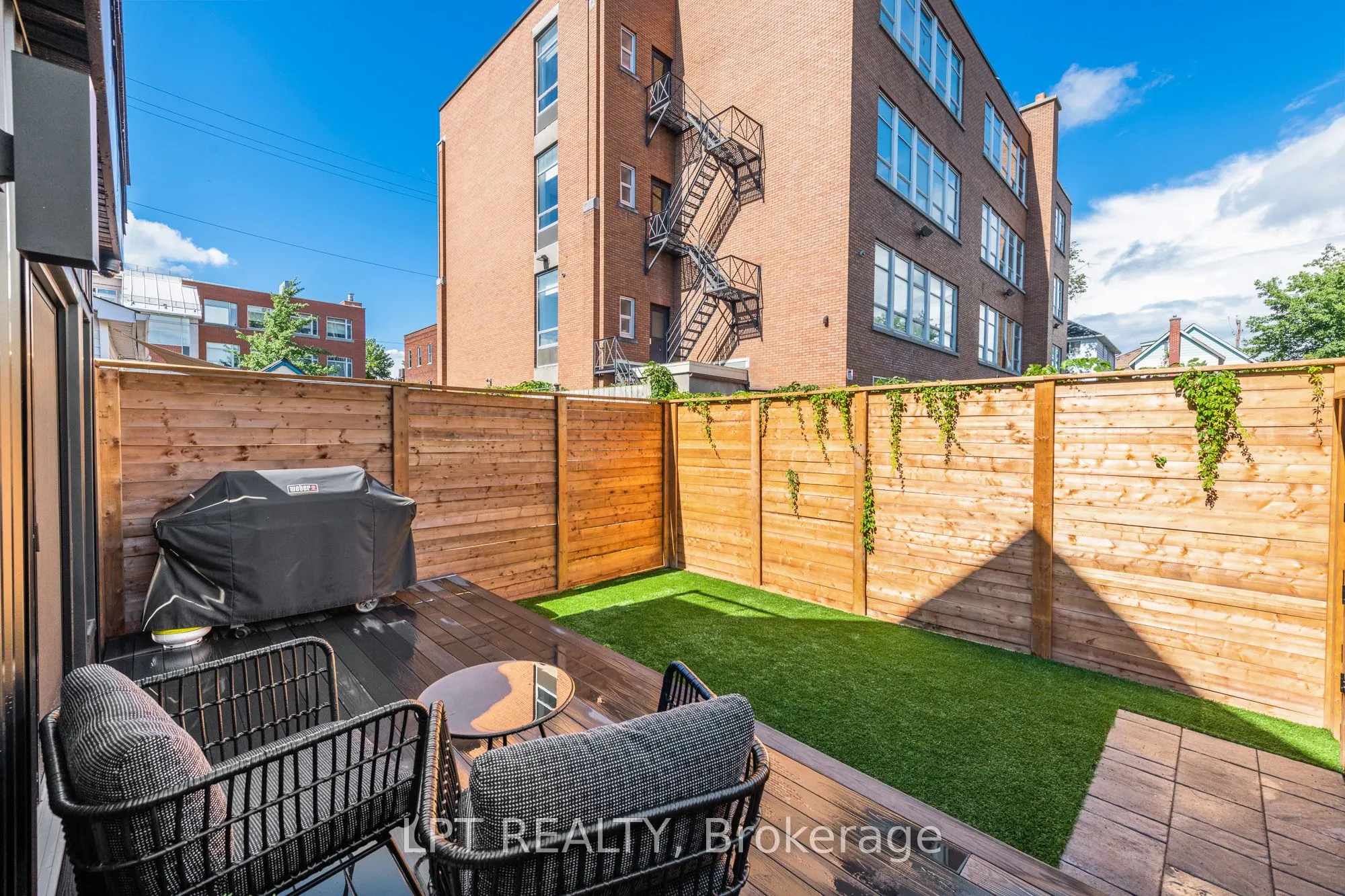 323 Booth Street
