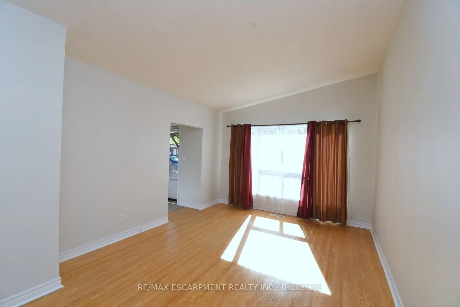 5 RONALDSHAY Avenue