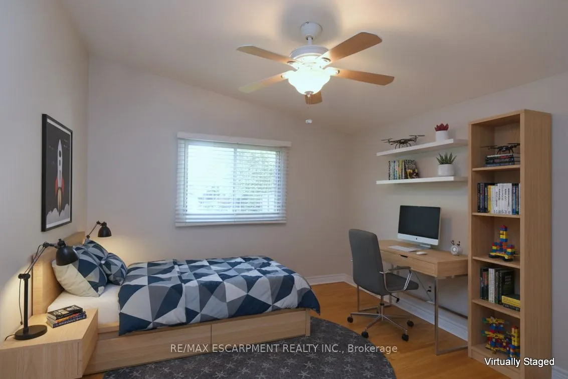 5 RONALDSHAY Avenue