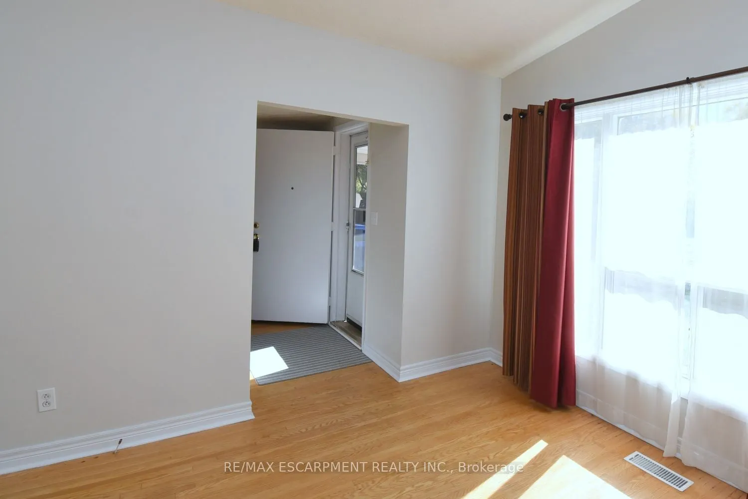 5 RONALDSHAY Avenue