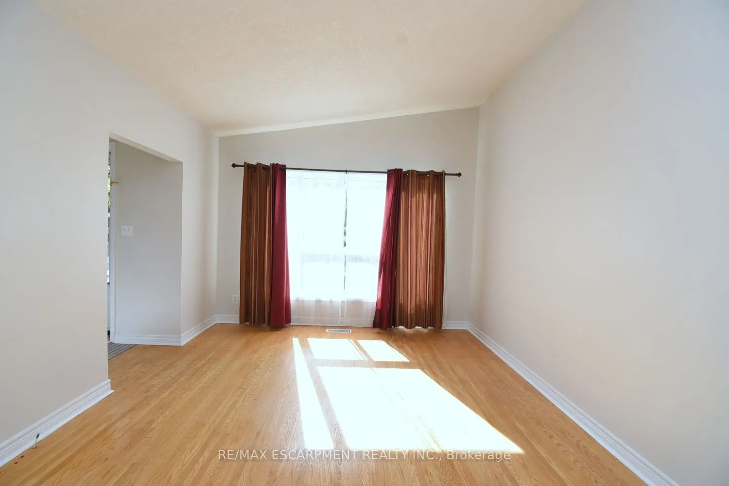 5 RONALDSHAY Avenue