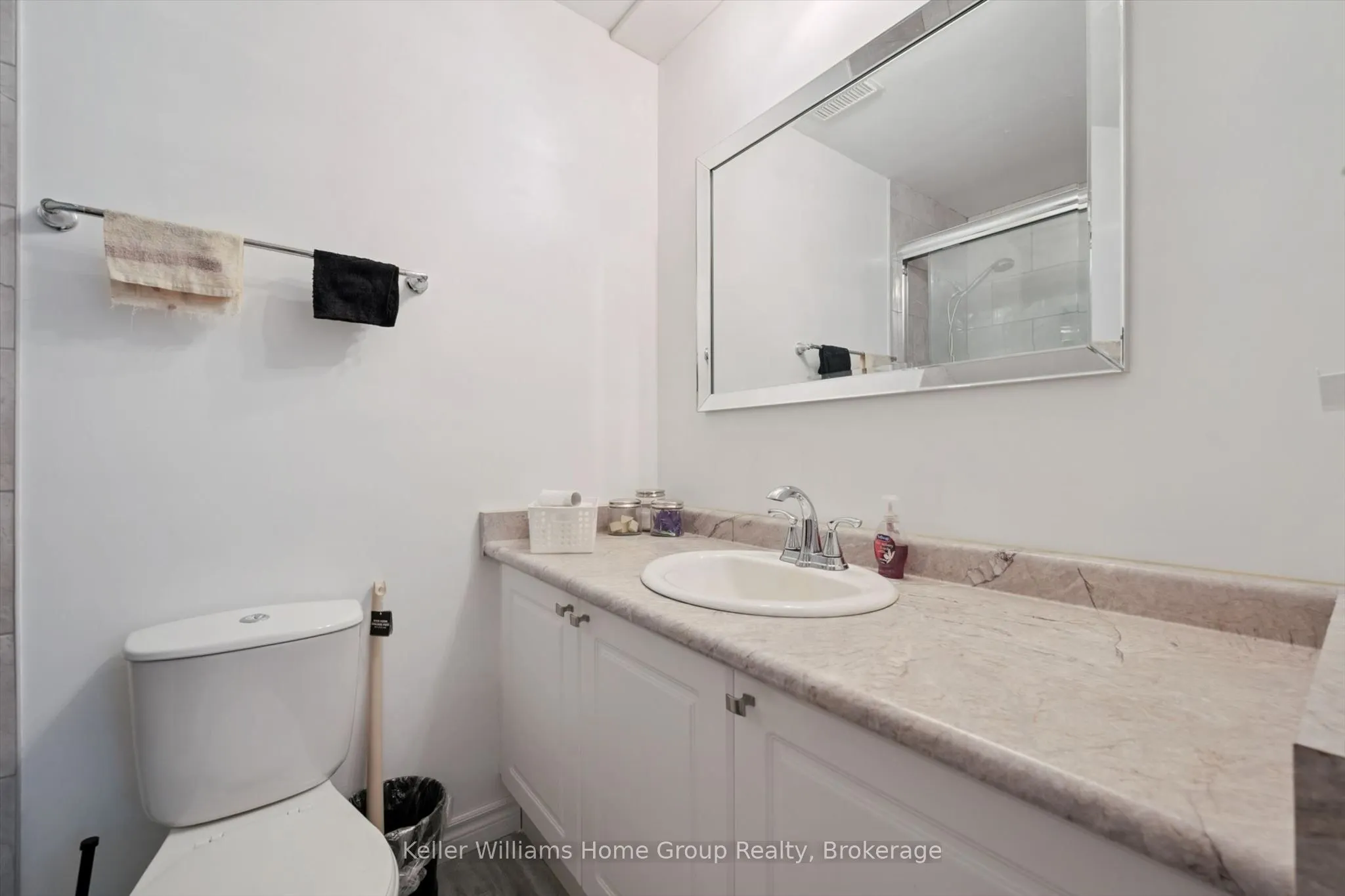 245 Queen Street W #305