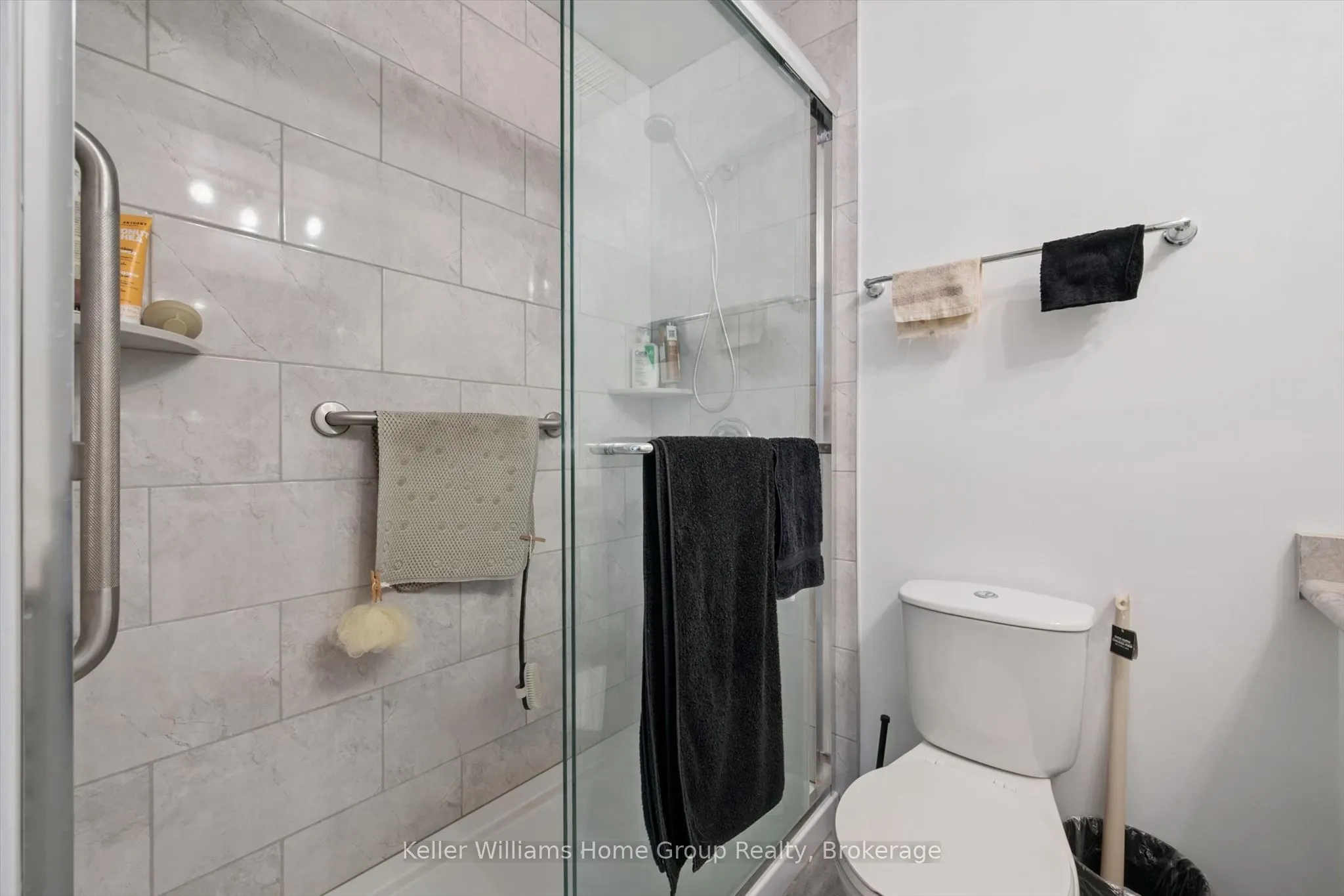 245 Queen Street W #305
