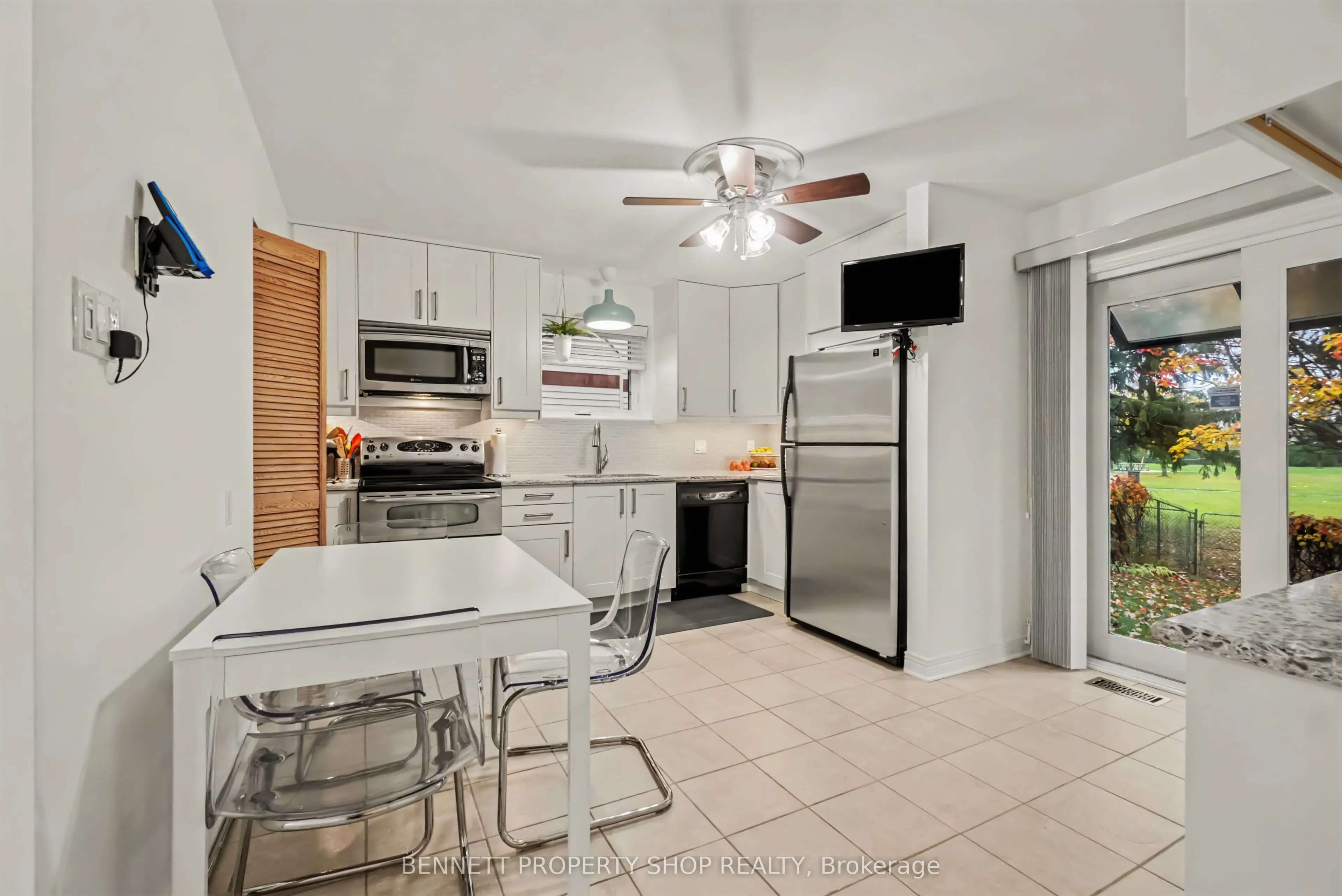 1442 Eastcliffe Way