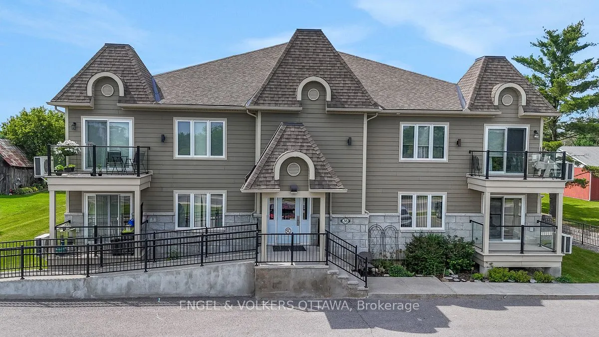 38 Charles Street #202
