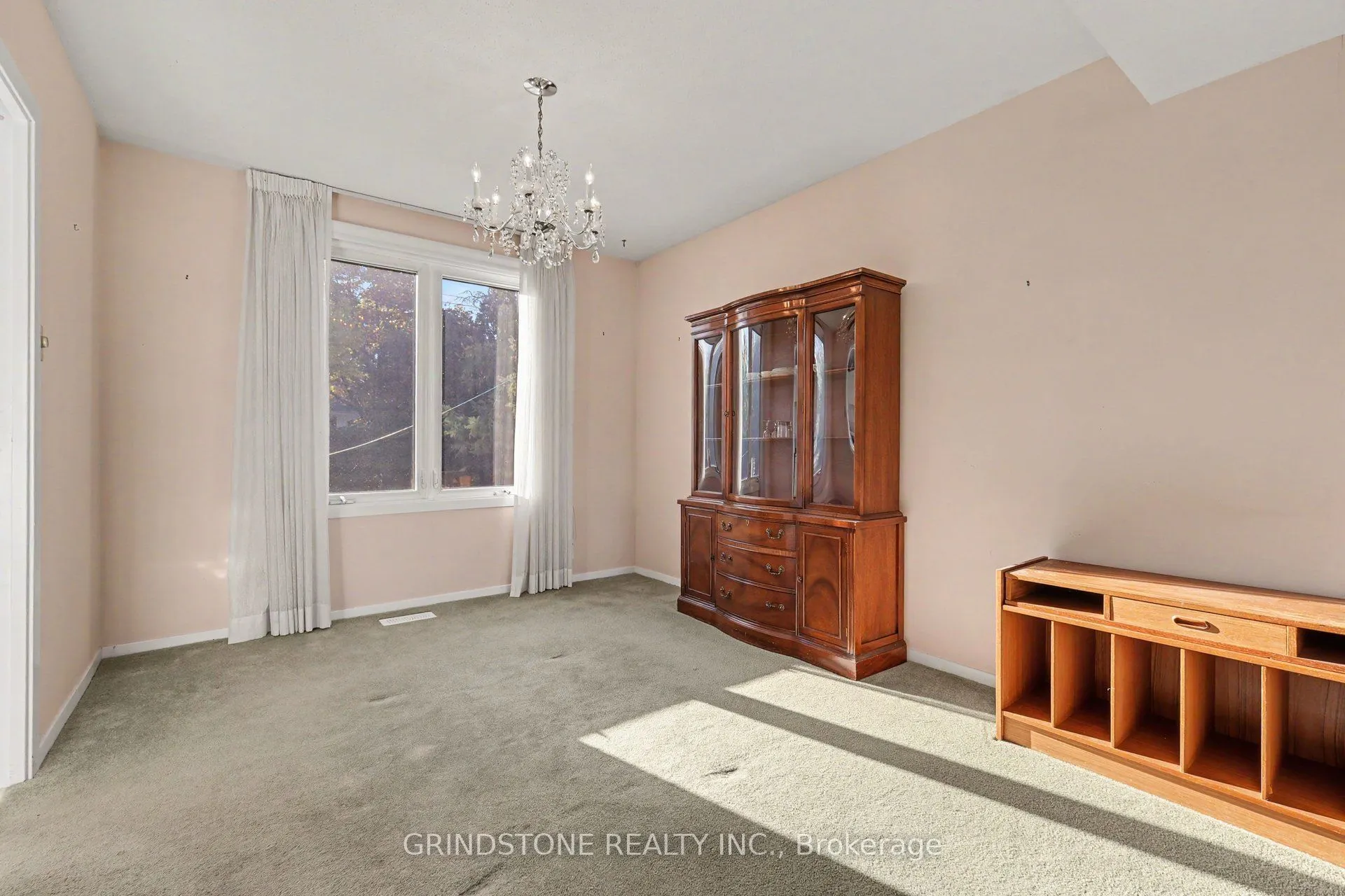 22 Lavina Crescent