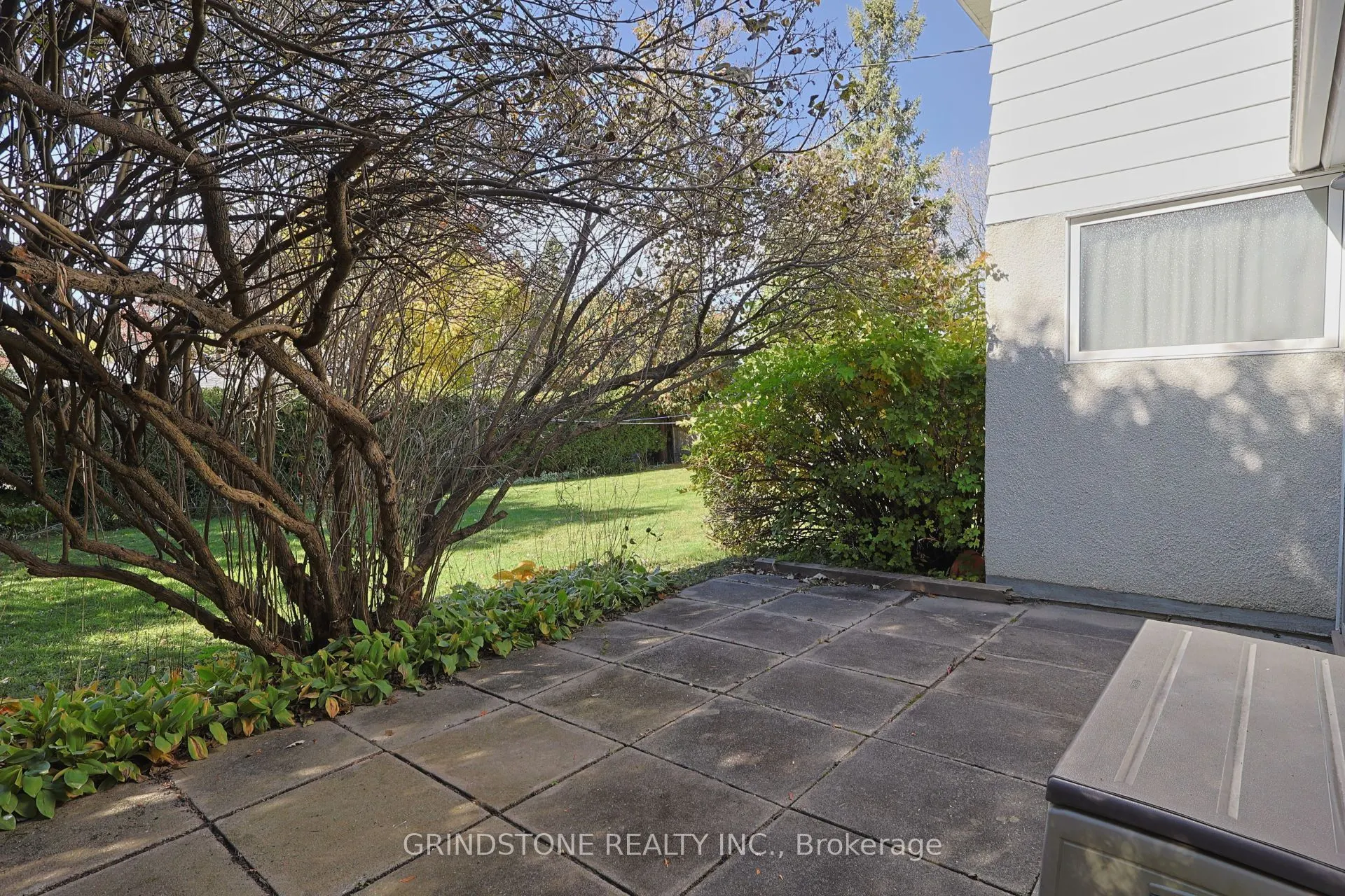 22 Lavina Crescent