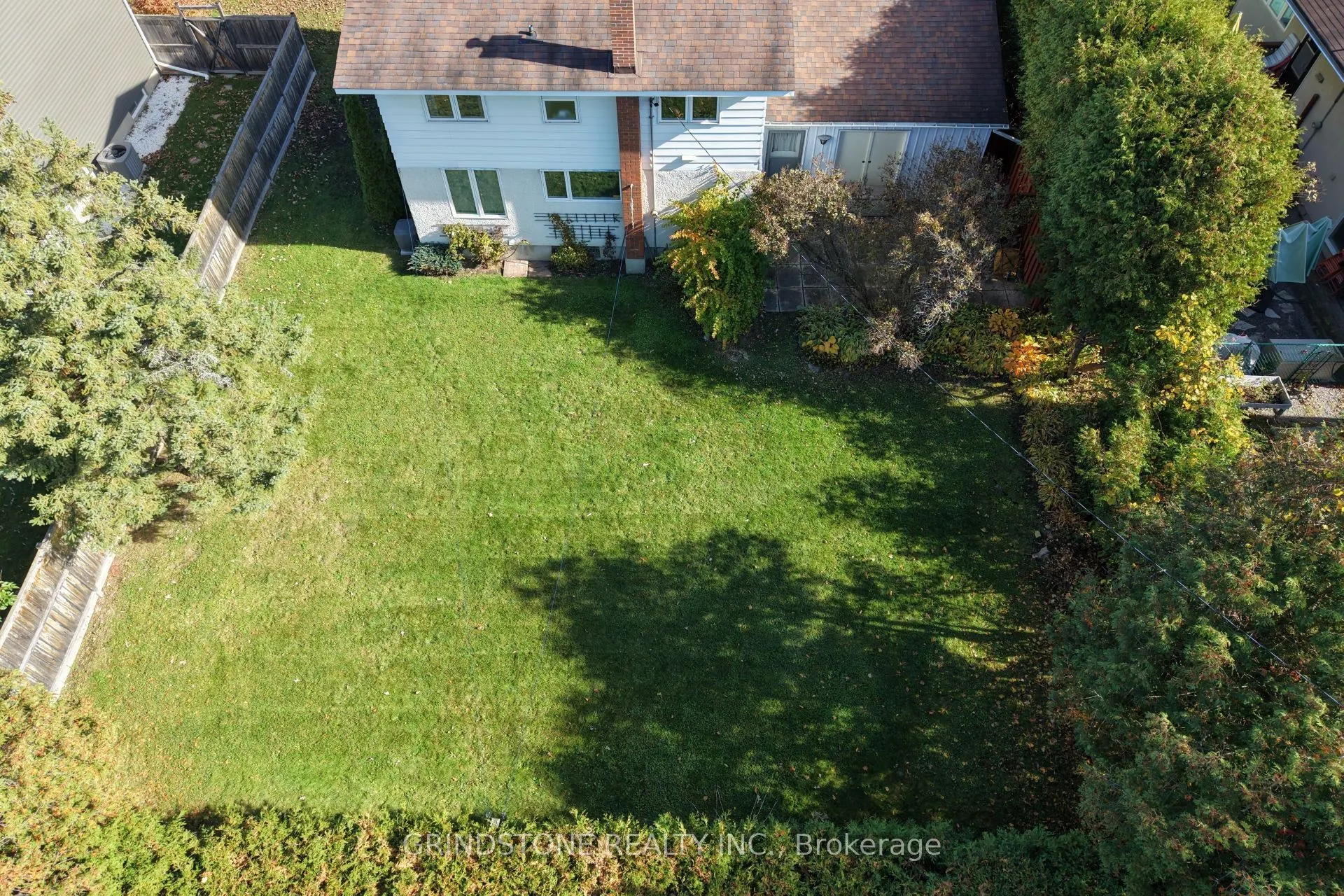 22 Lavina Crescent