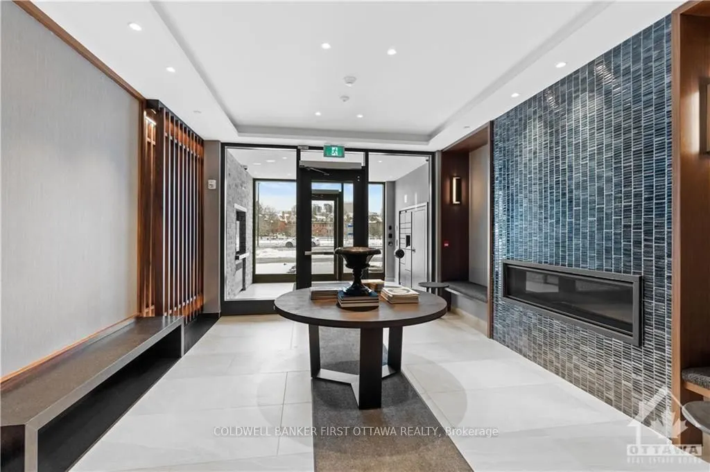 115 ECHO Drive #201