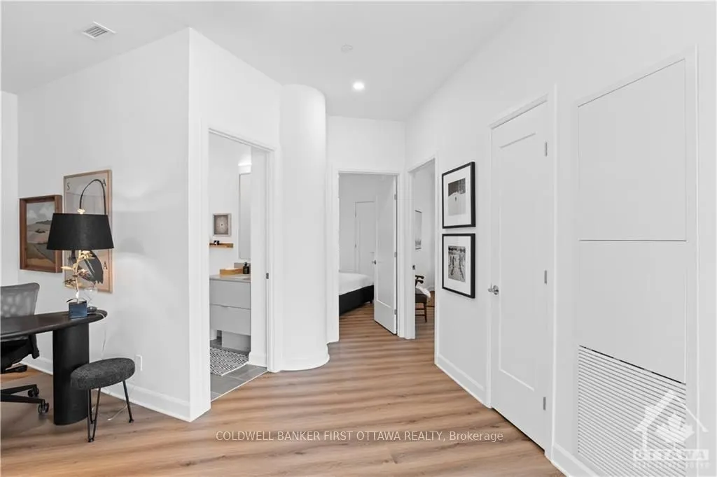 115 ECHO Drive #201