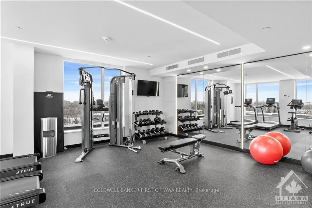 115 ECHO Drive #201