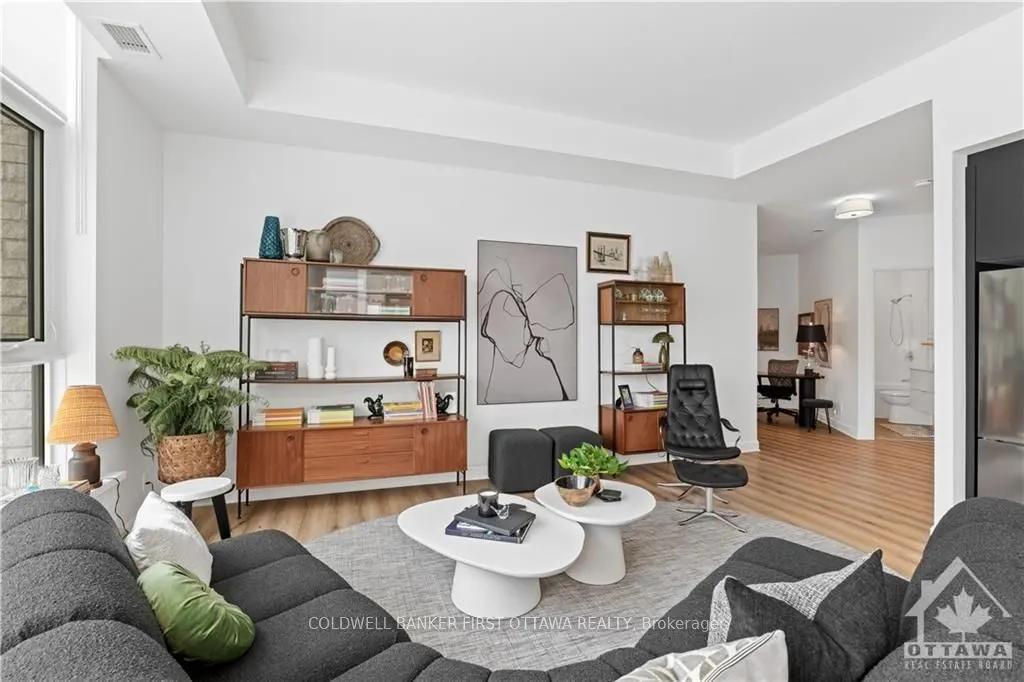 115 ECHO Drive #201