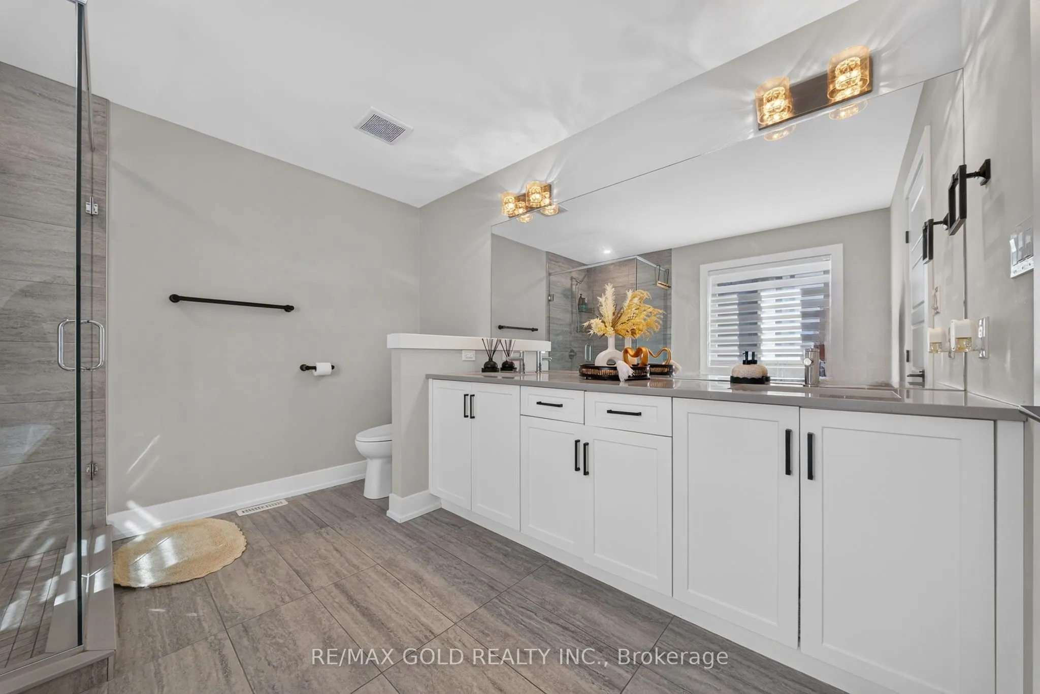 1867 Fountain Grass Drive