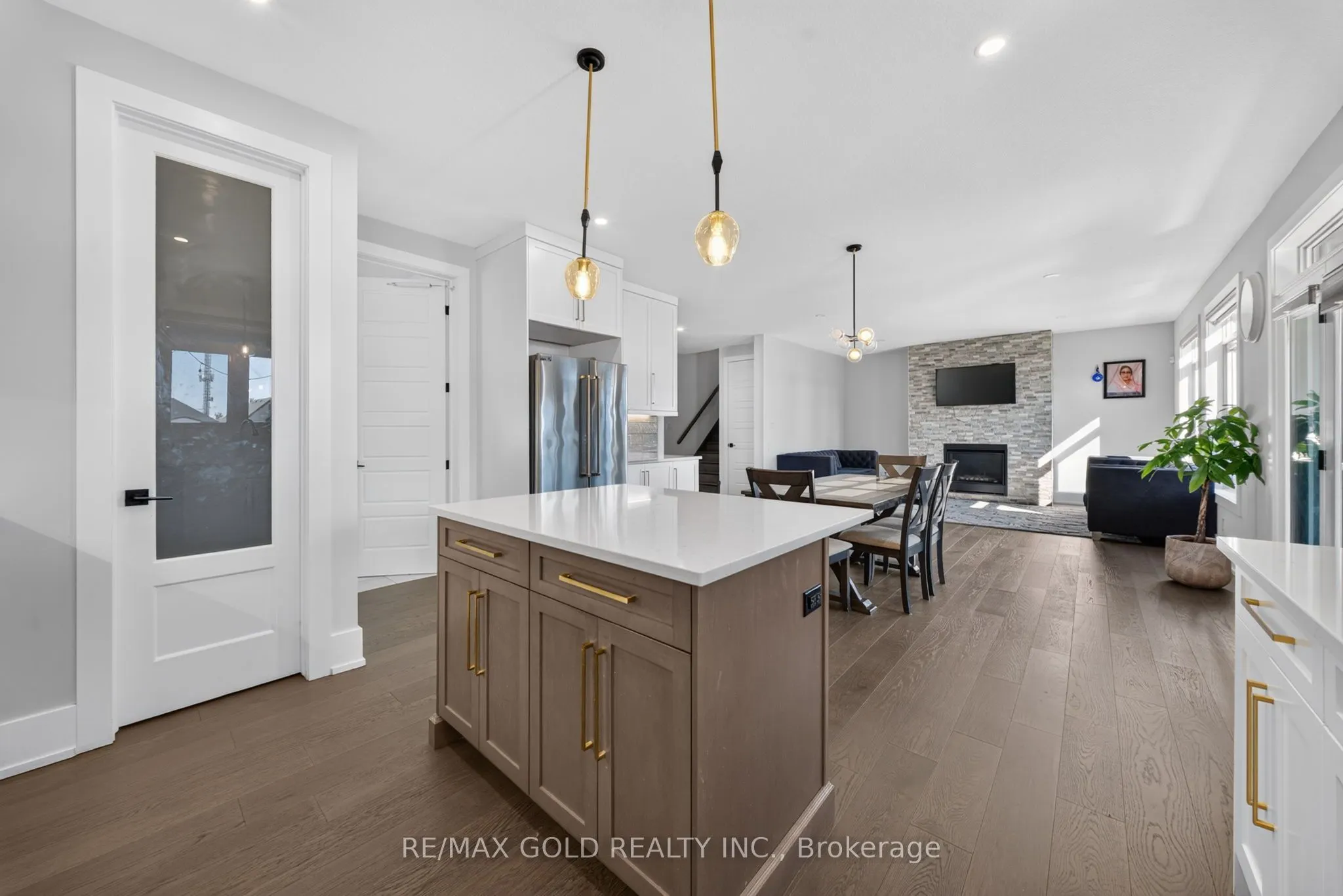 1867 Fountain Grass Drive