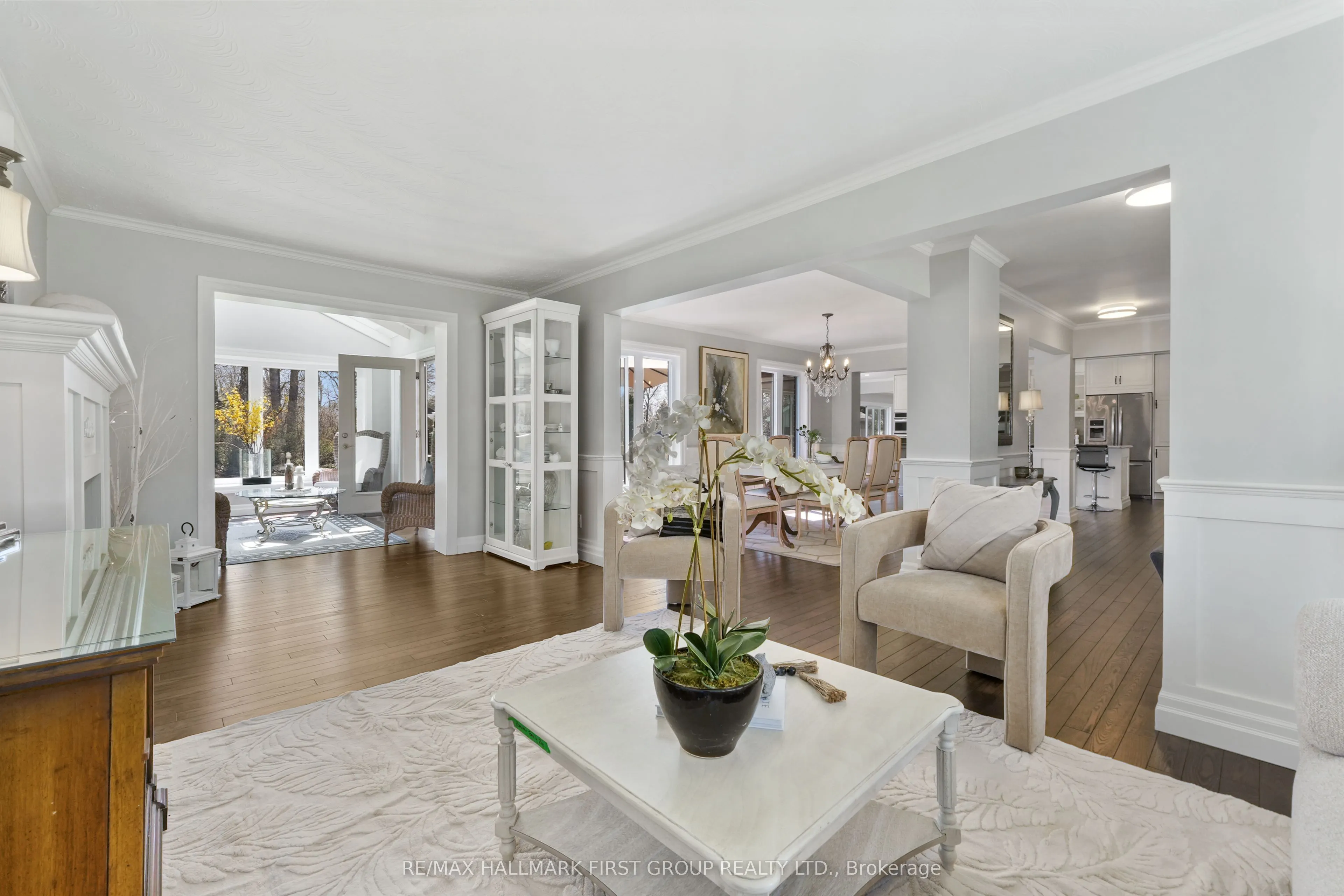 3 Hamilton Court