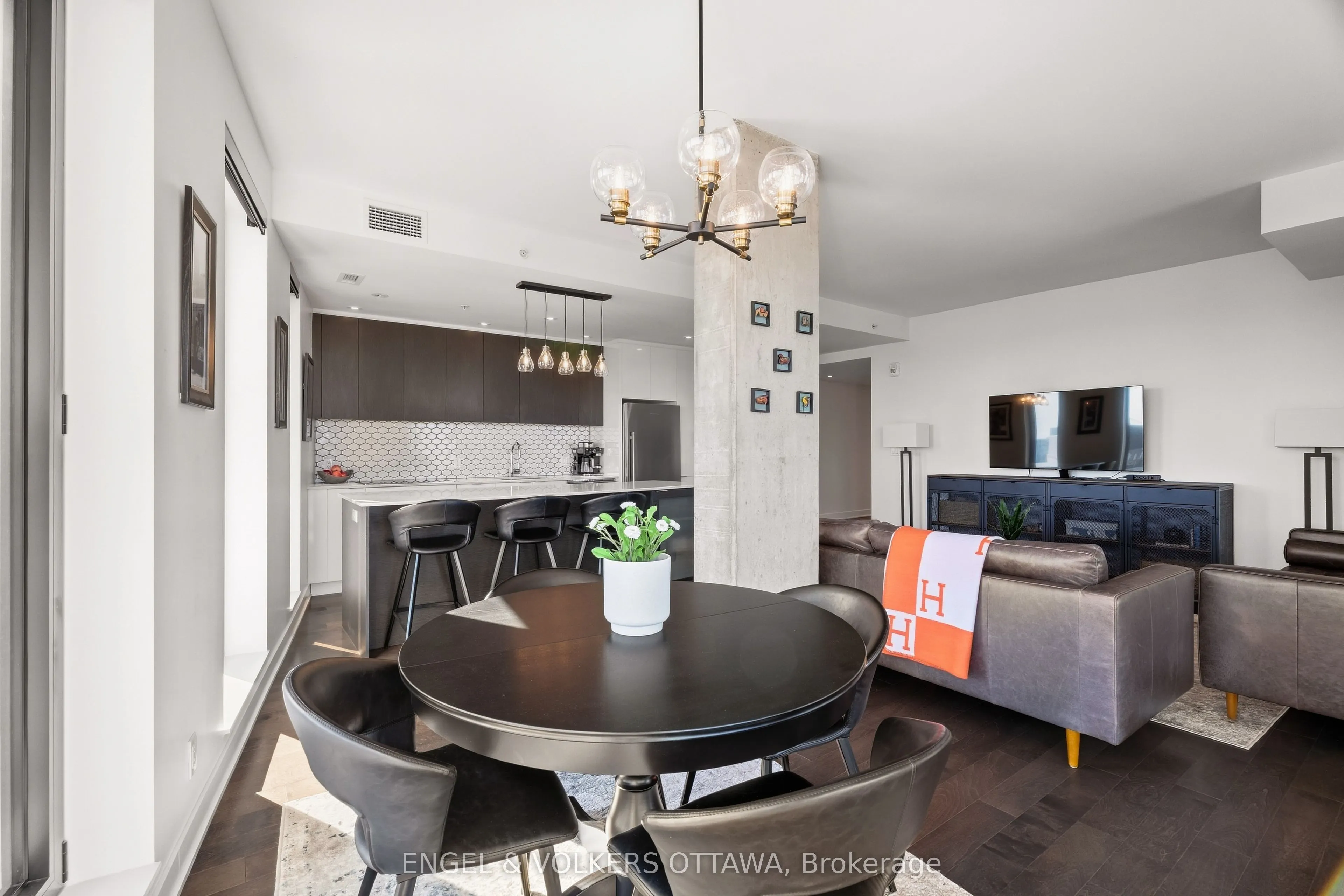20 Daly Avenue #2010