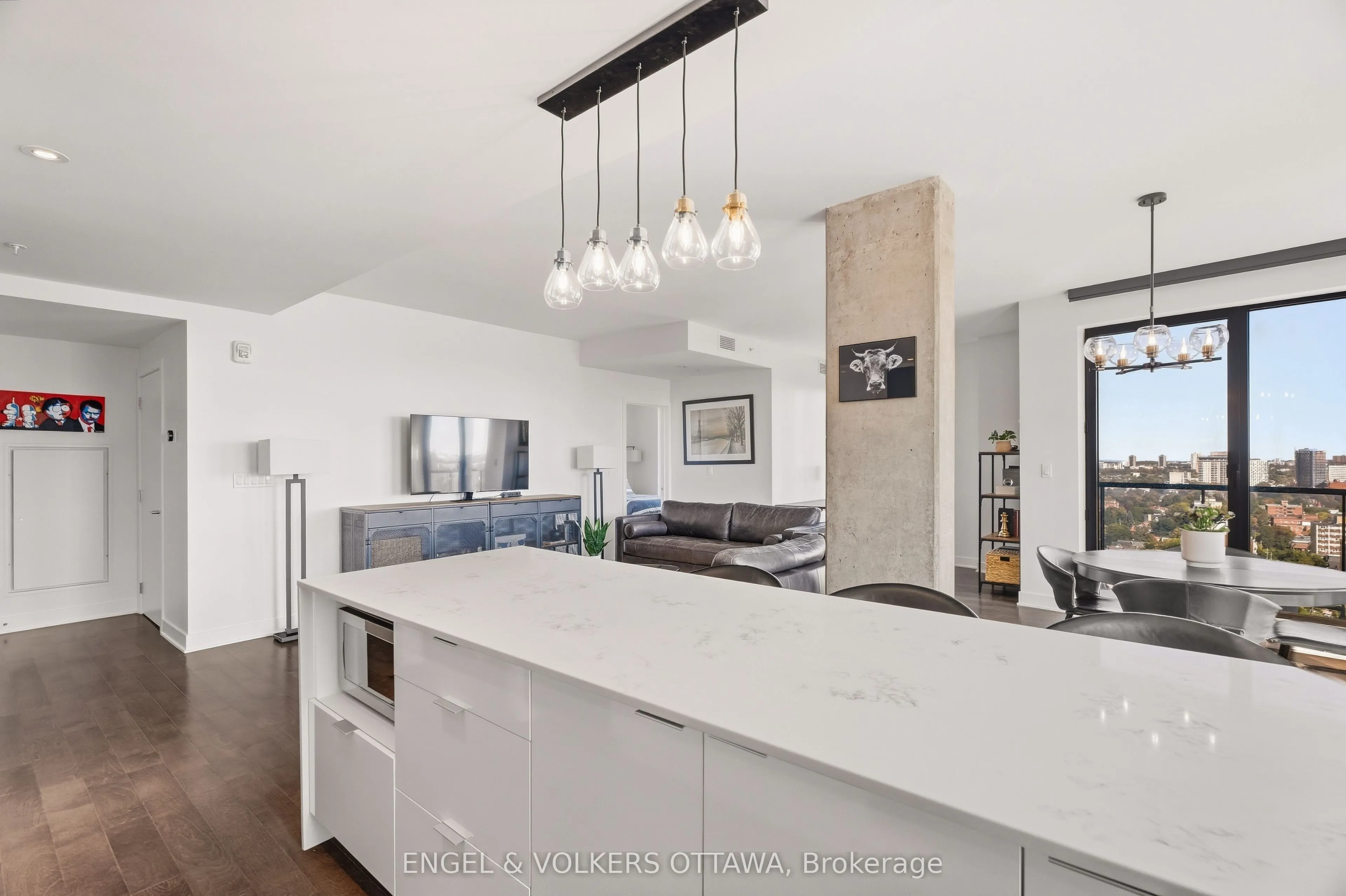 20 Daly Avenue #2010