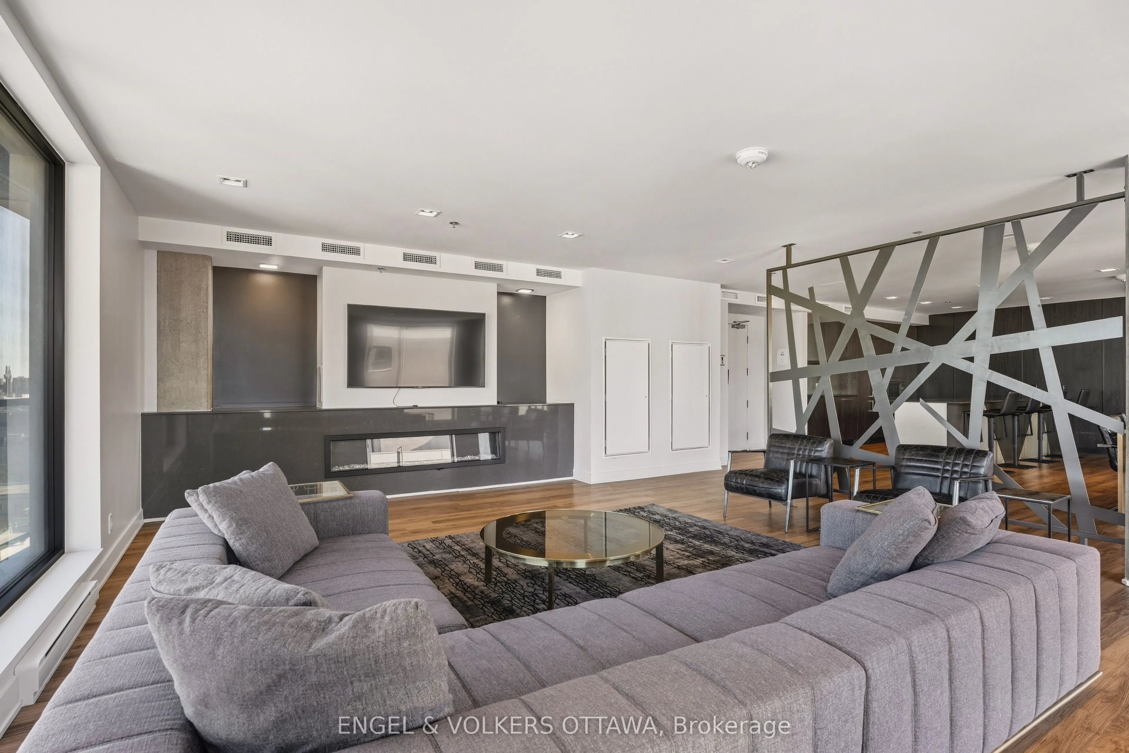 20 Daly Avenue #2010