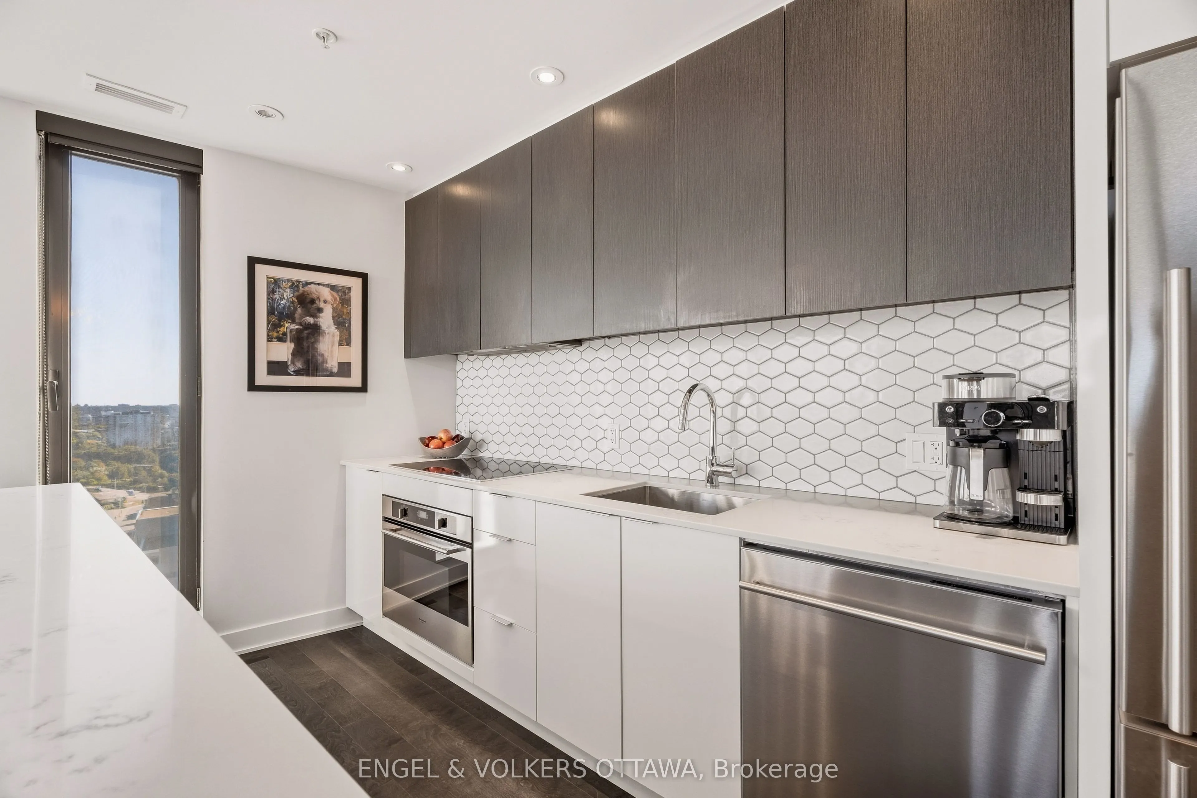 20 Daly Avenue #2010