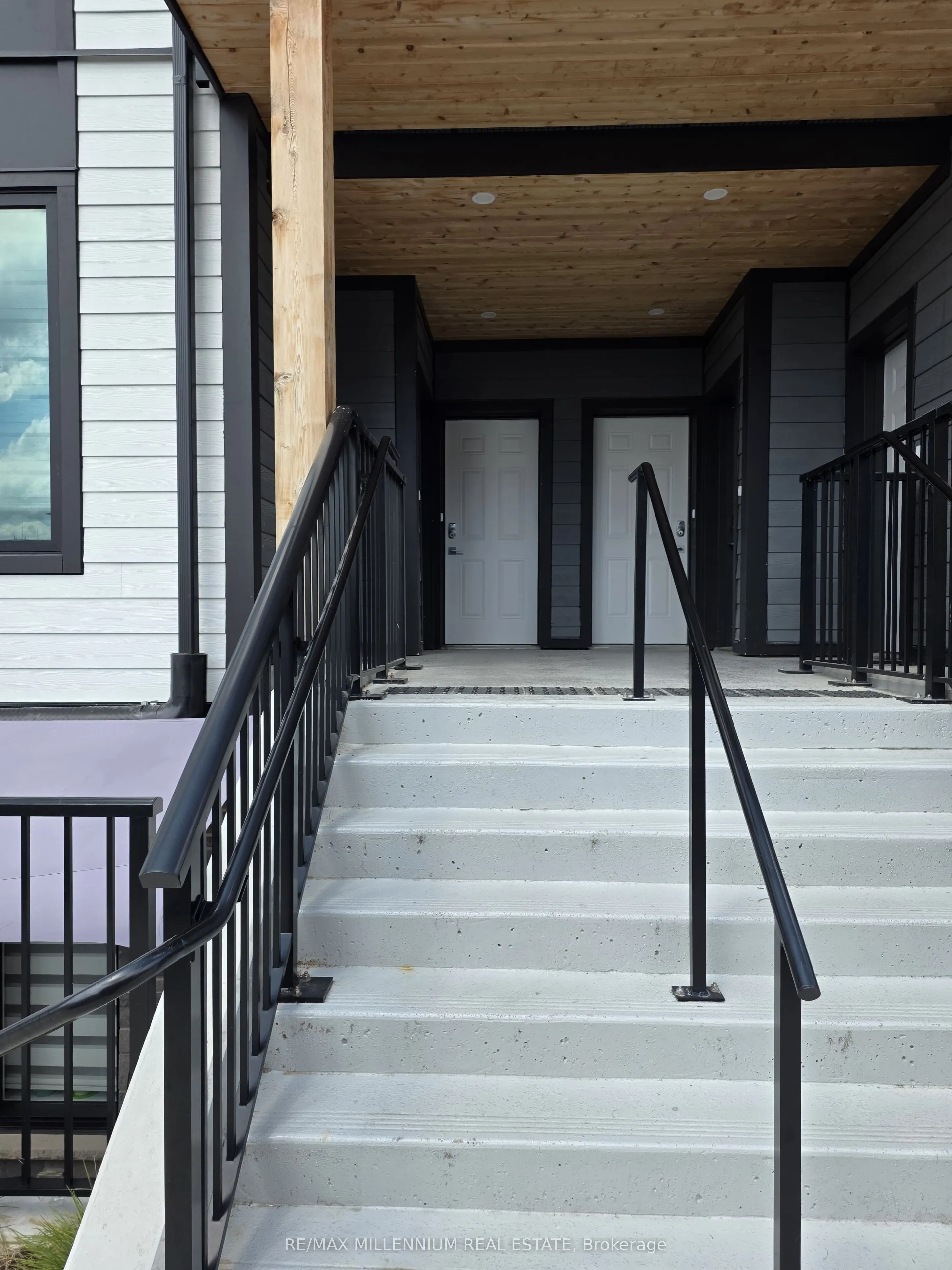708 Woolwich Street #312