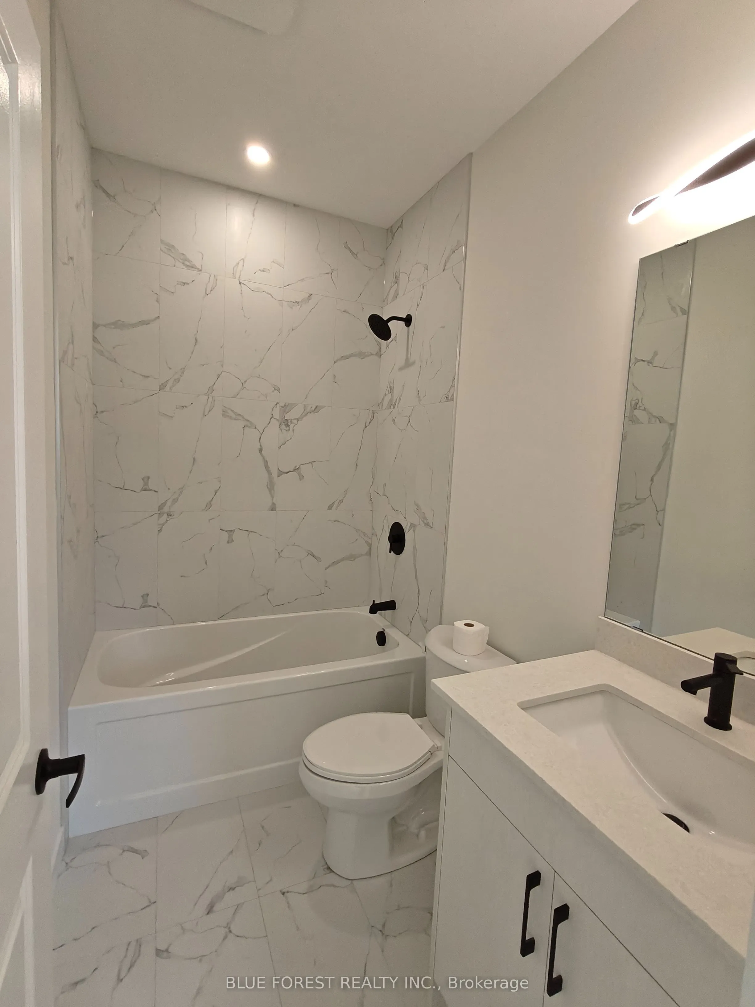 733 Verulam Street #1