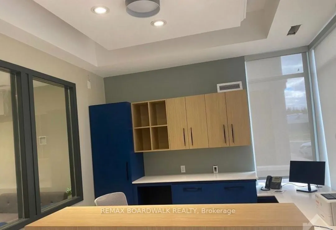 2500 ST LAURENT Boulevard #103 & 104