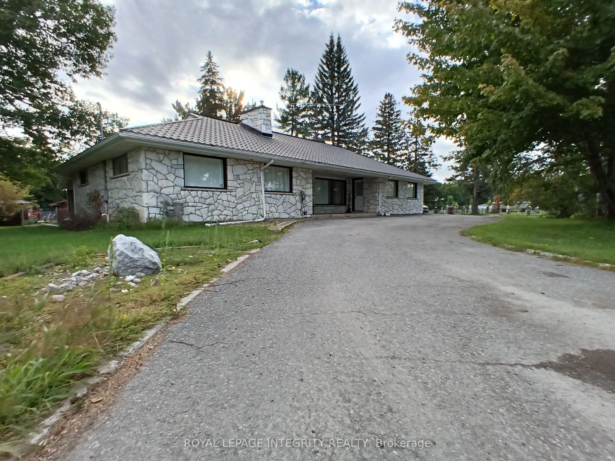 2591 Carp Road