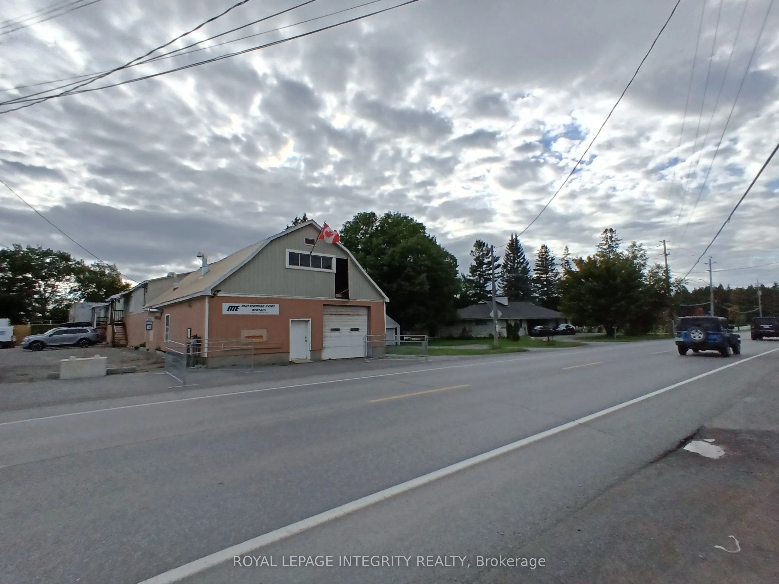 2591 Carp Road
