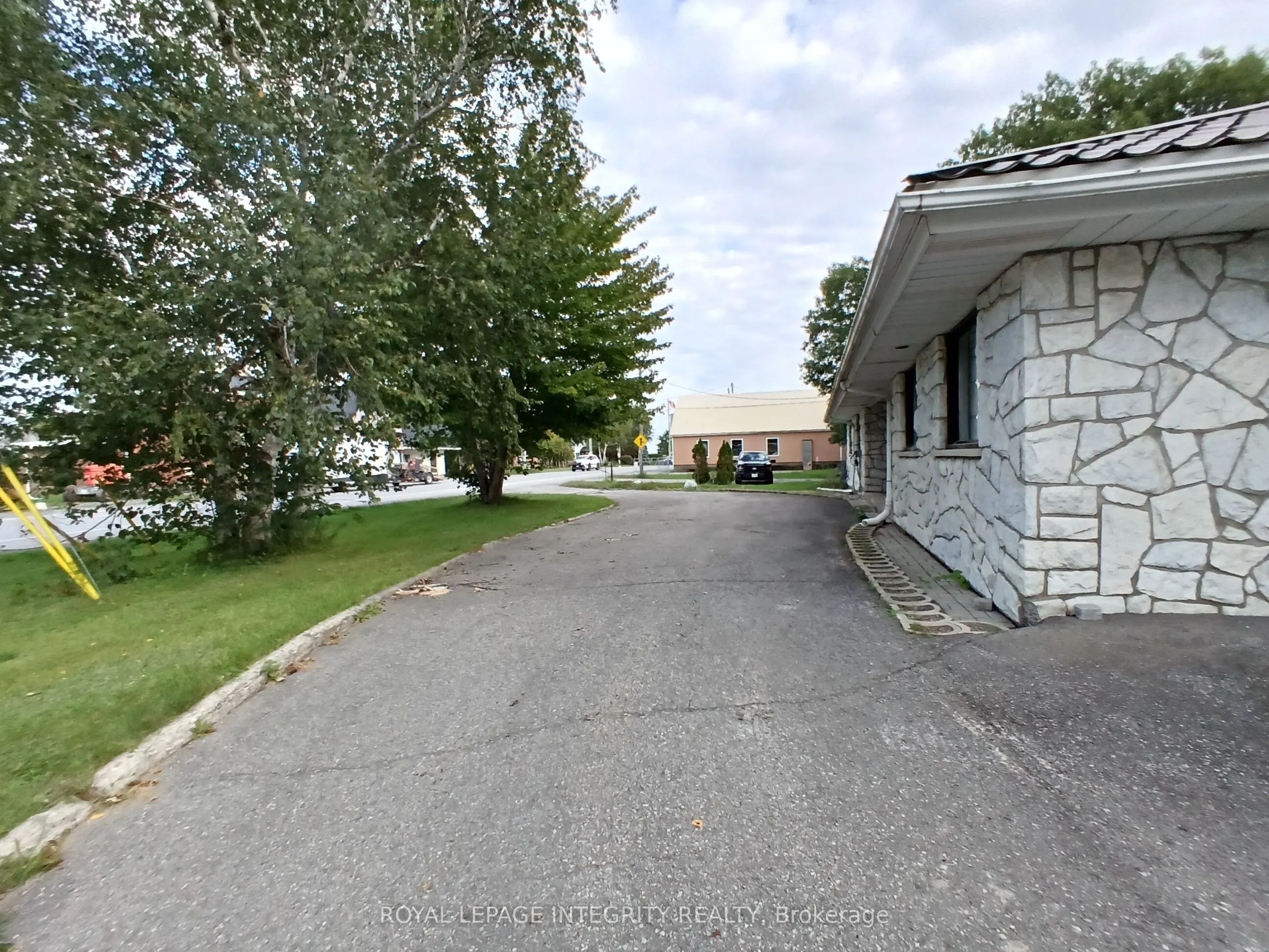 2591 Carp Road