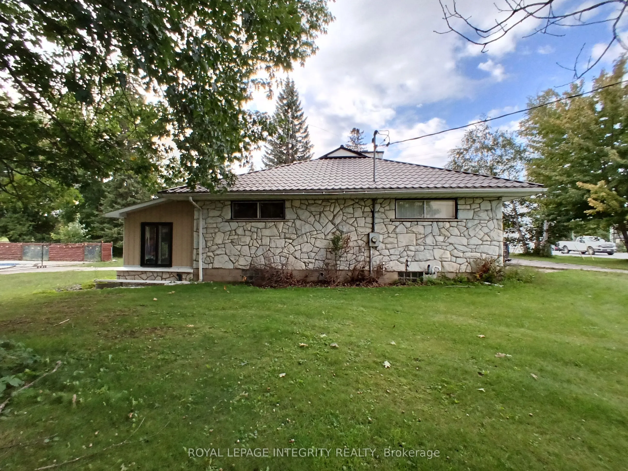 2591 Carp Road