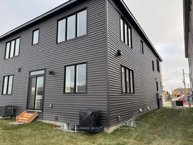 521 Galanthus Walk
