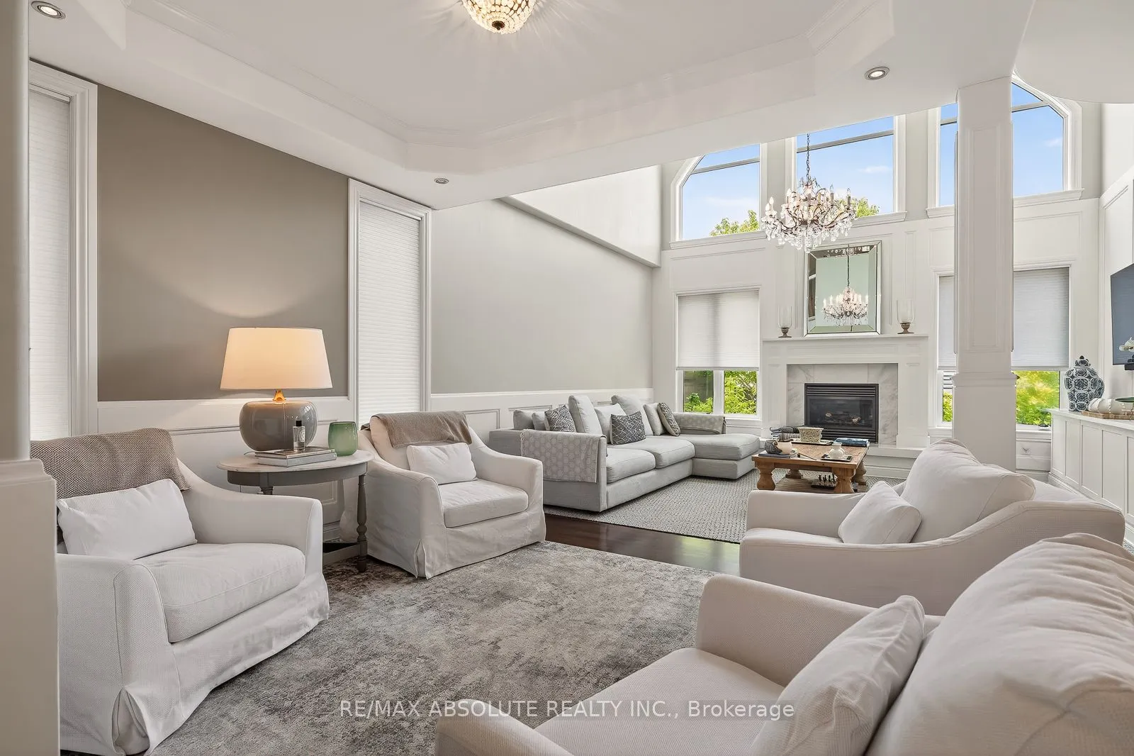 414 LANDSWOOD Way
