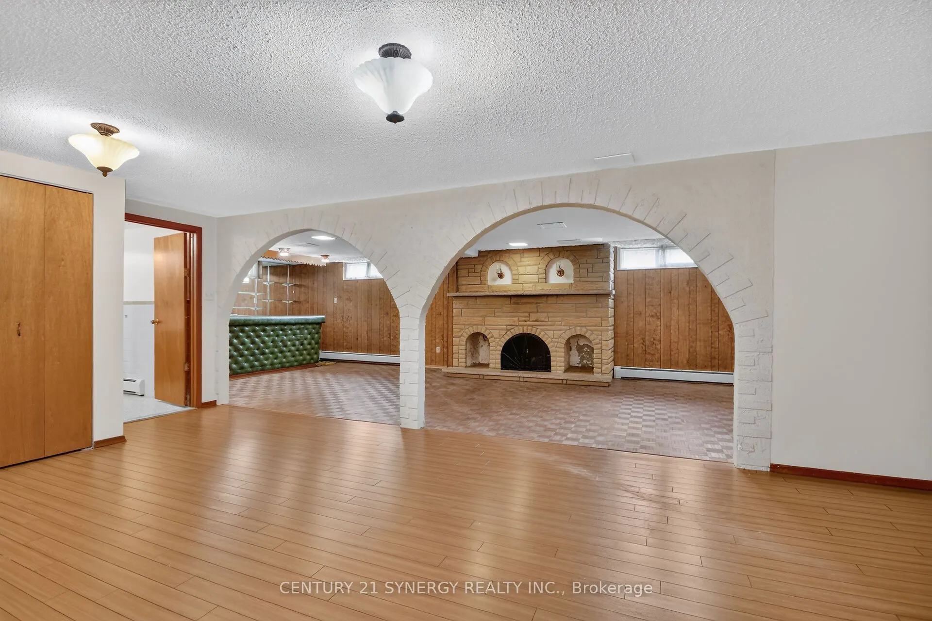 974 Greenbriar Avenue
