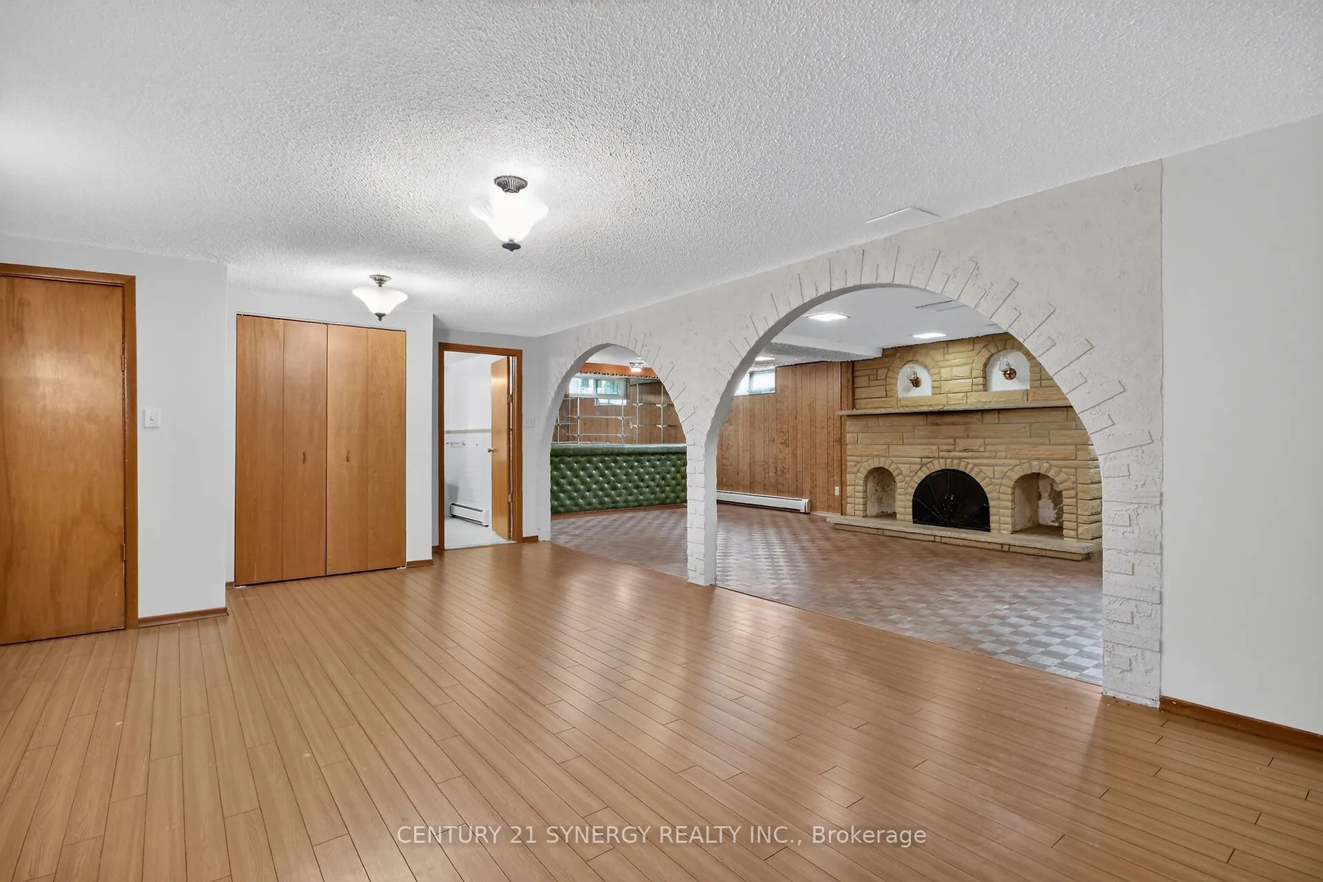 974 Greenbriar Avenue
