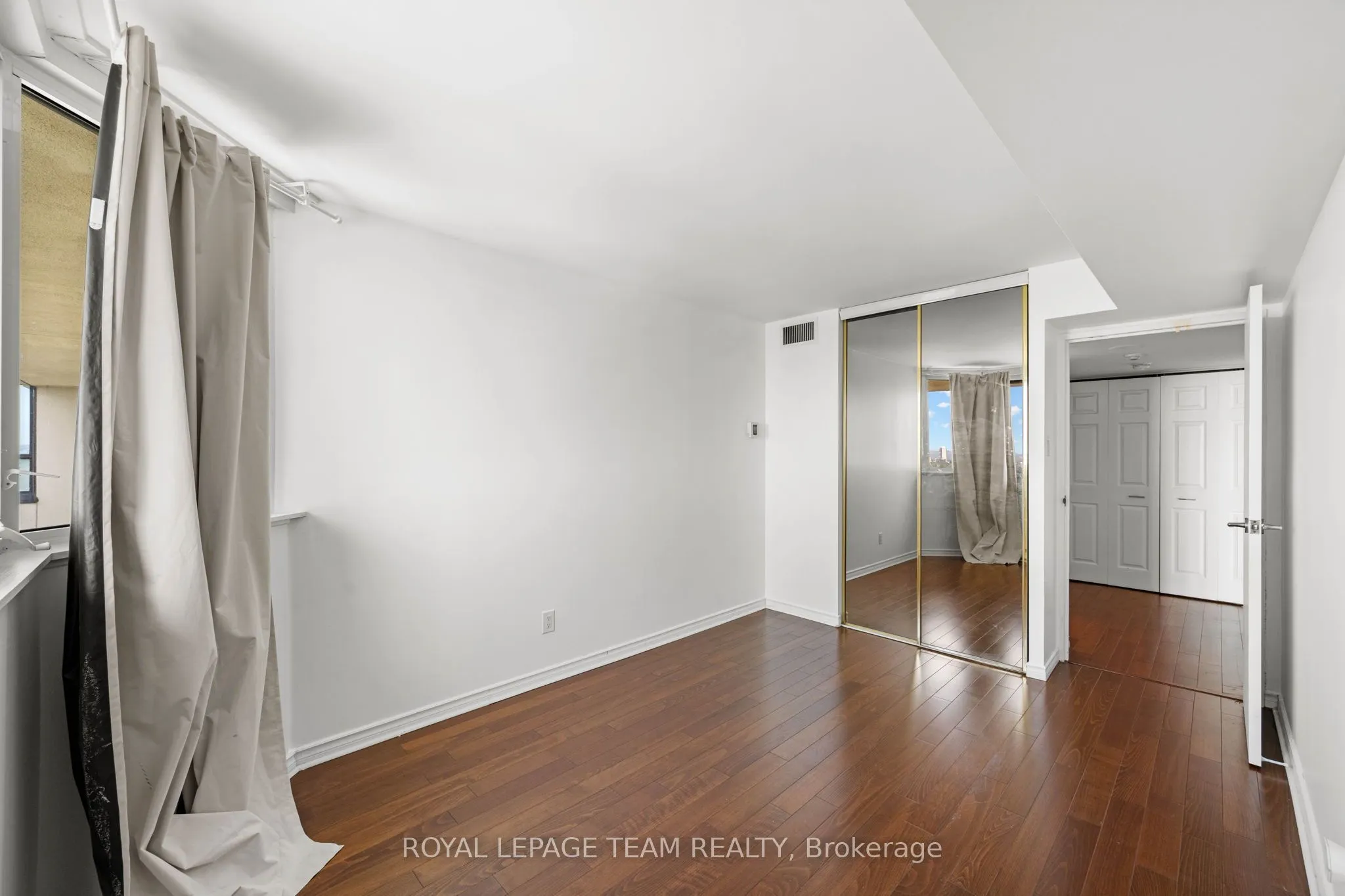 1500 Riverside Drive #2408