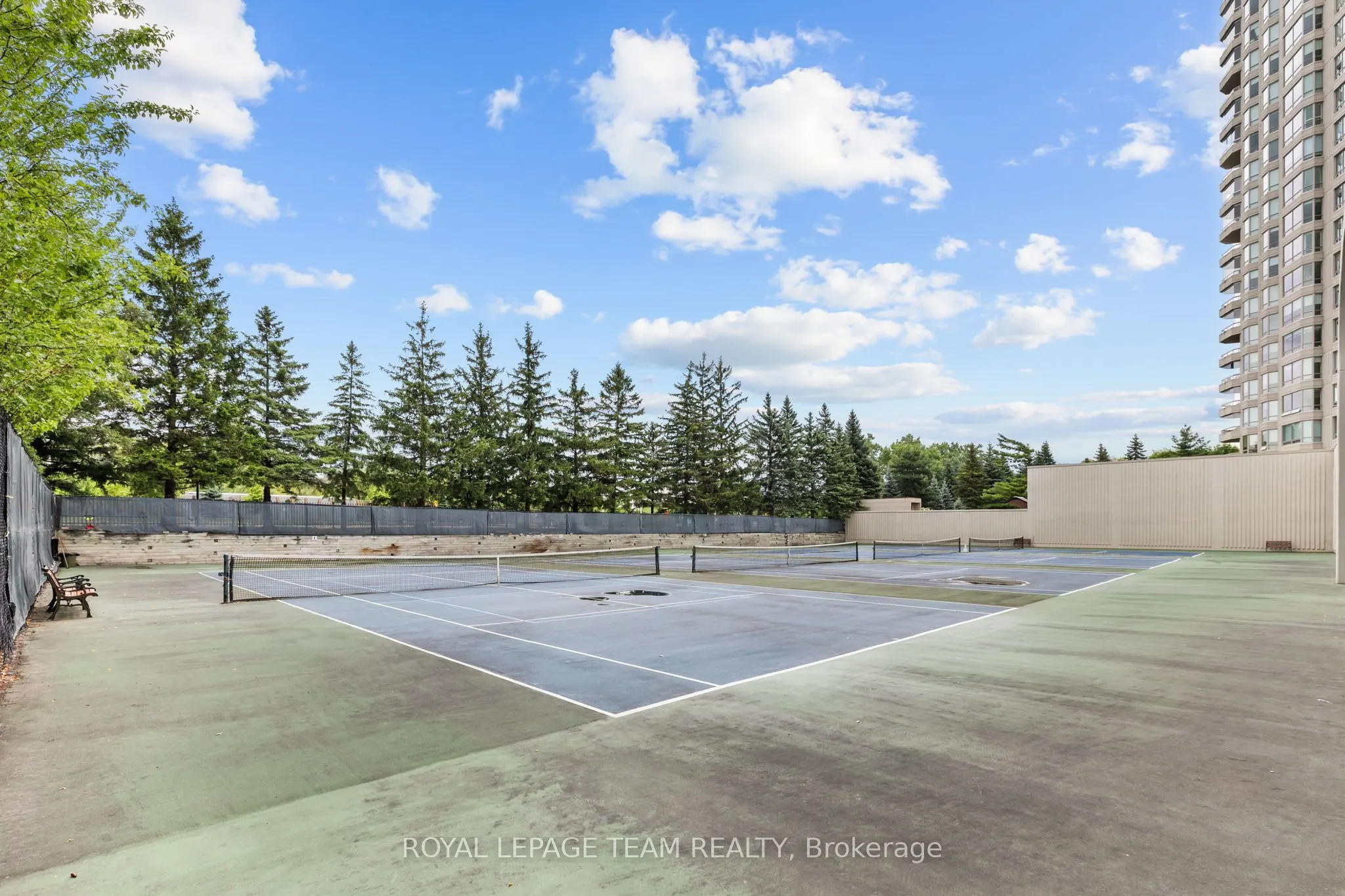 1500 Riverside Drive #2408