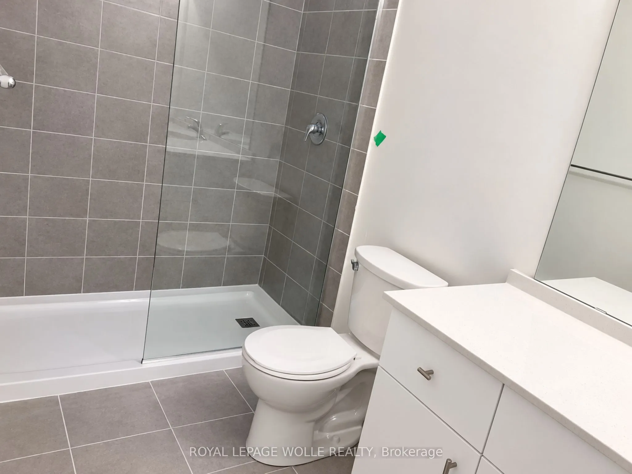 110 Fergus Avenue #33